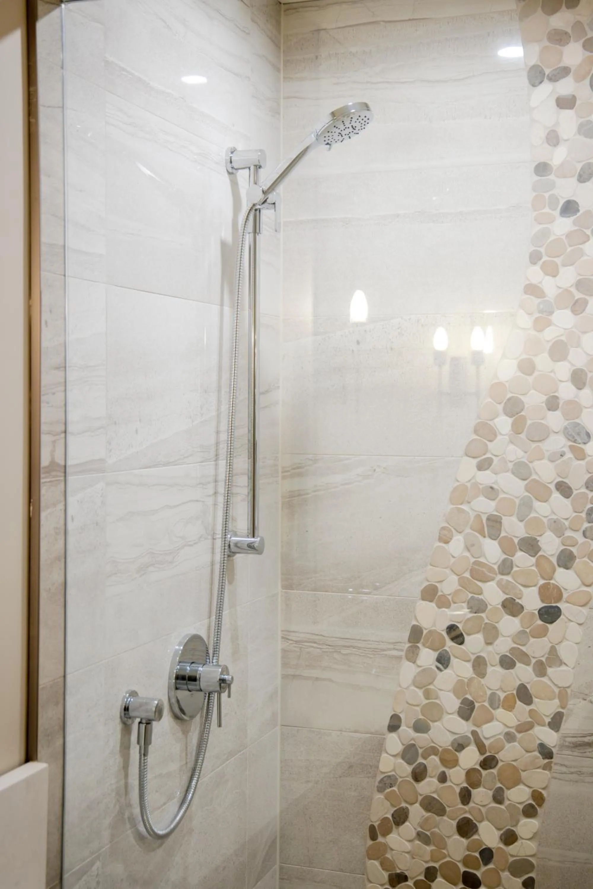 Snow Creek Cabins by Fernie Lodging Co