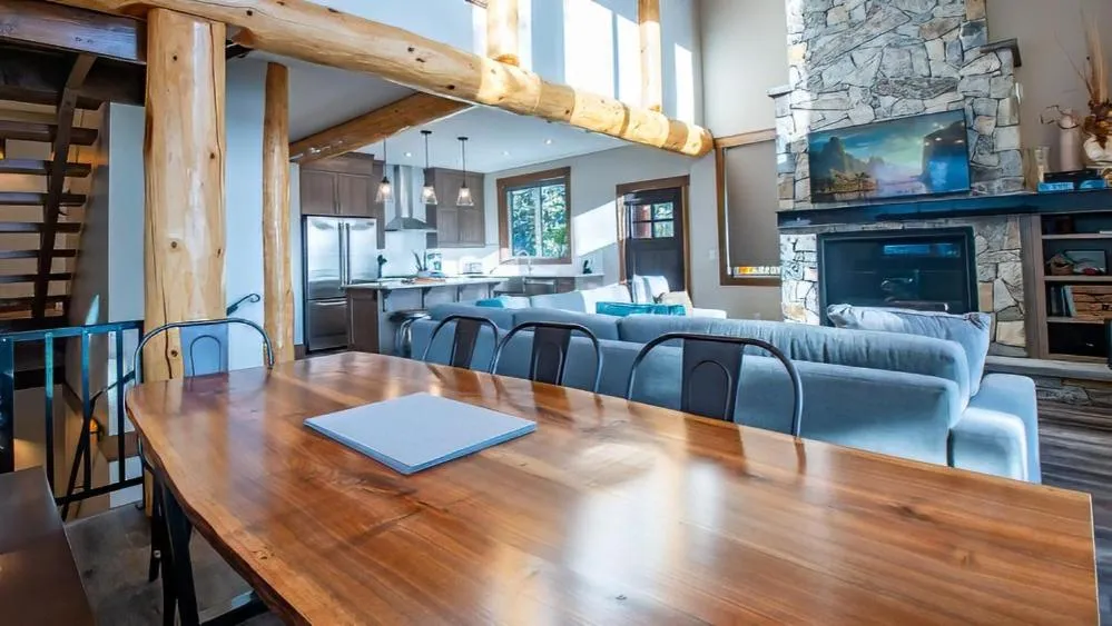 Snow Creek Cabins by Fernie Lodging Co