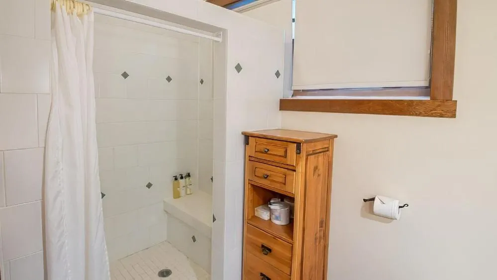 Snow Creek Cabins by Fernie Lodging Co