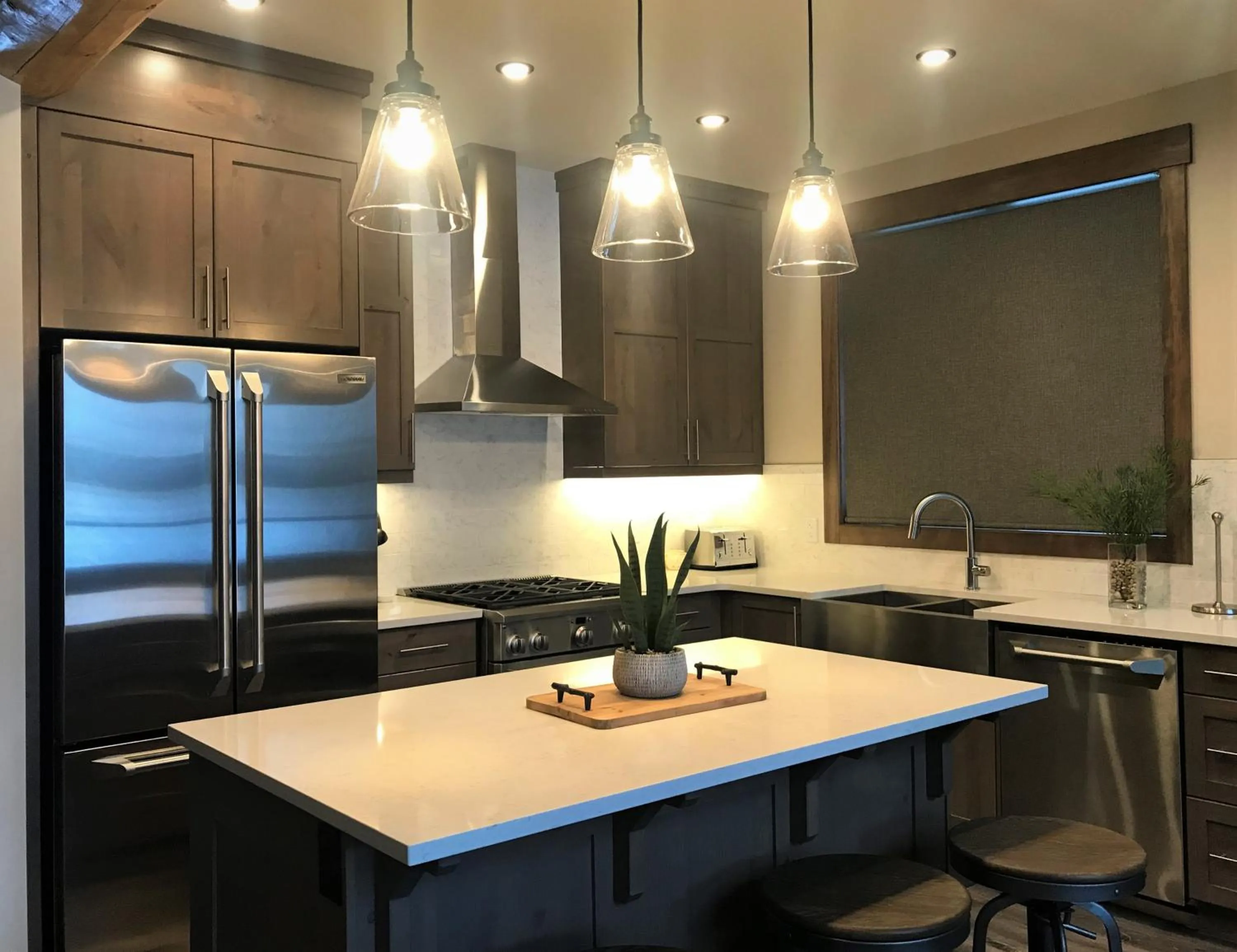 Snow Creek Cabins by Fernie Lodging Co