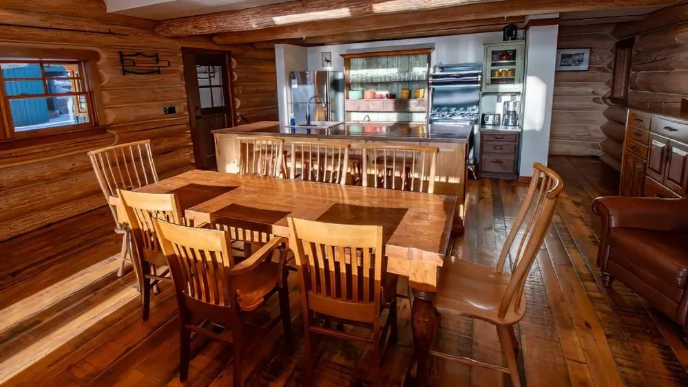 Snow Creek Cabins by Fernie Lodging Co