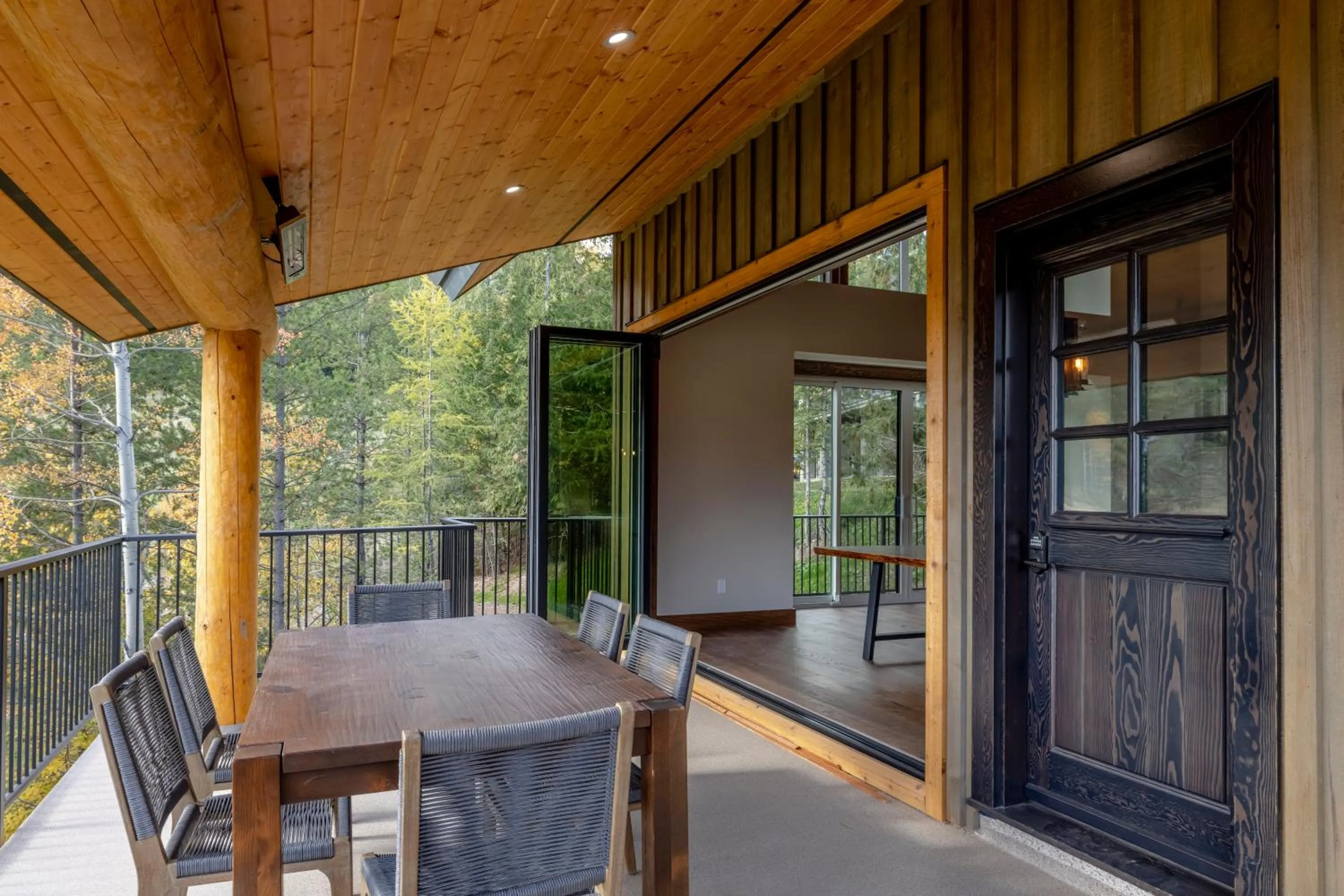 Snow Creek Cabins by Fernie Lodging Co