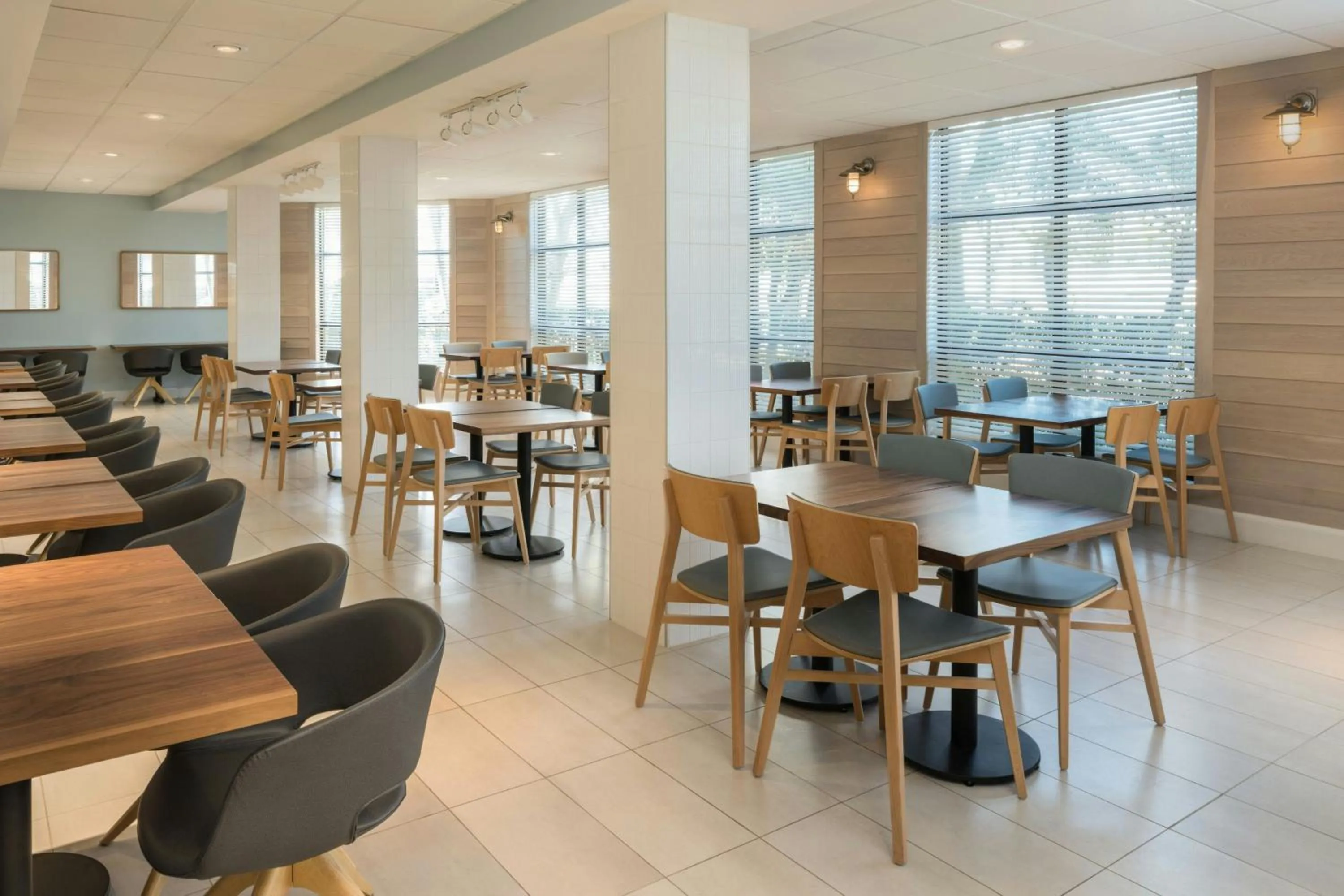 Meeting/conference room in Four Points by Sheraton Punta Gorda Harborside