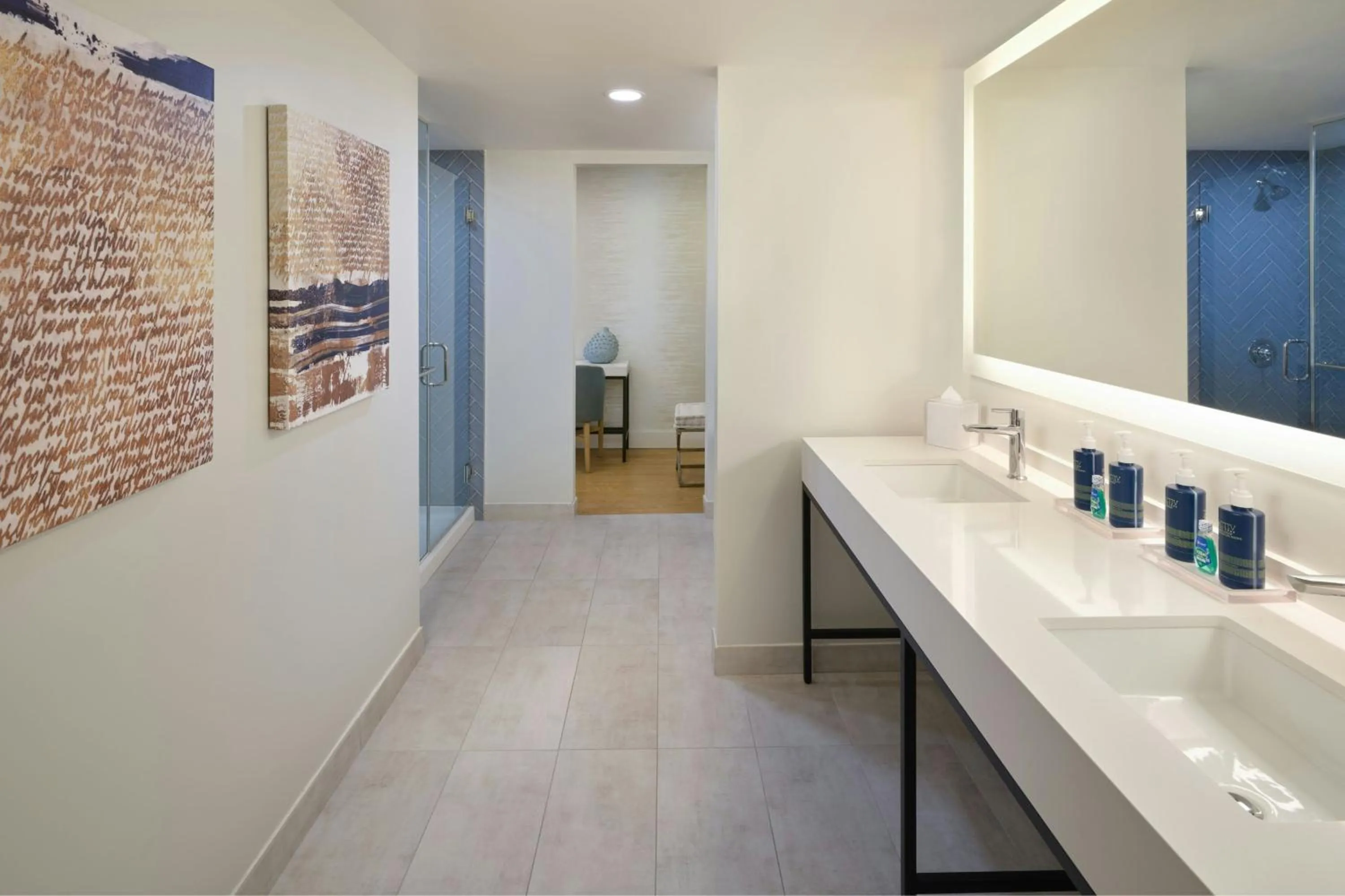 Bathroom in Four Points by Sheraton Punta Gorda Harborside