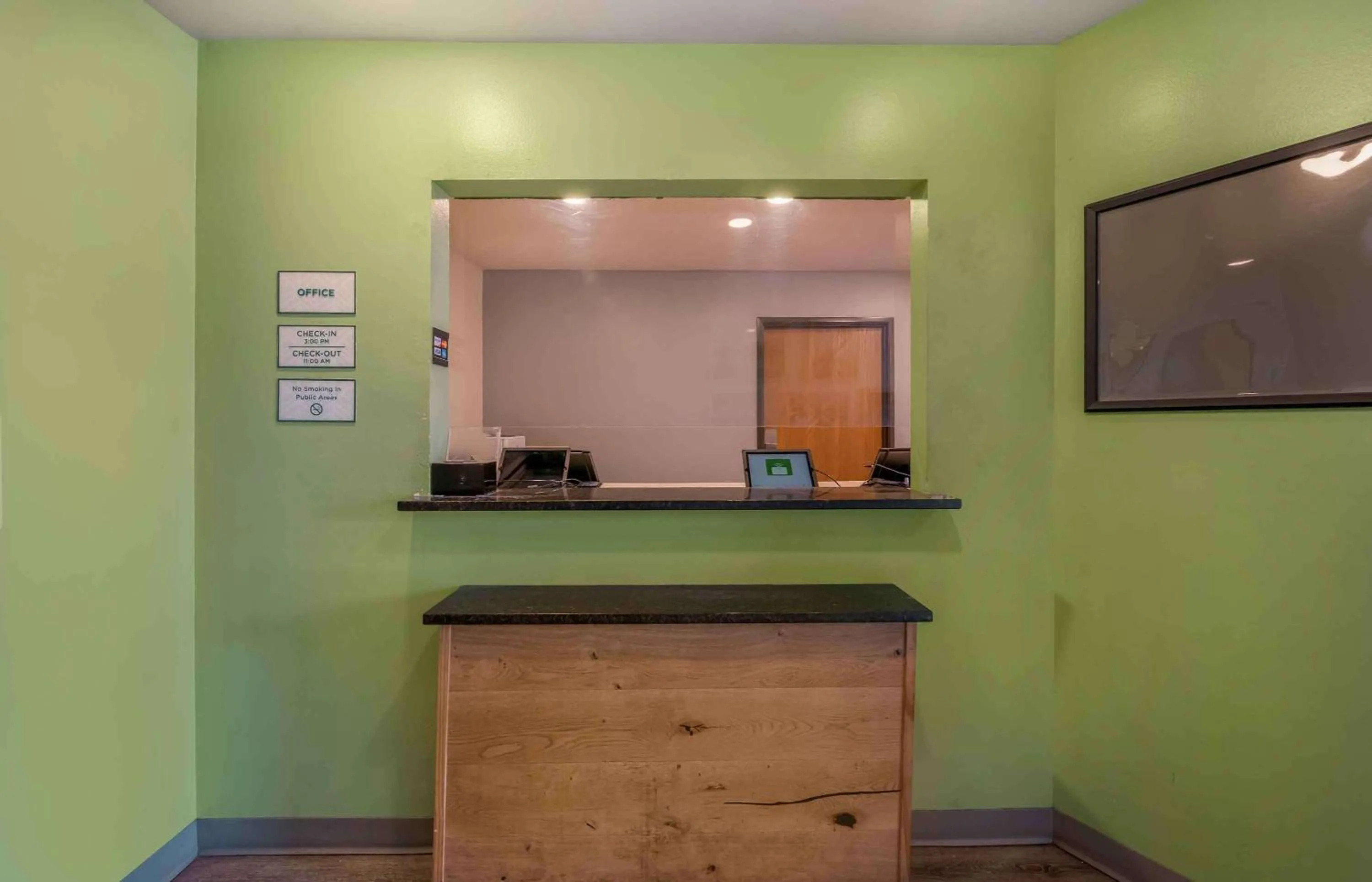 Lobby or reception in Extended Stay America Select Suites - Springdale