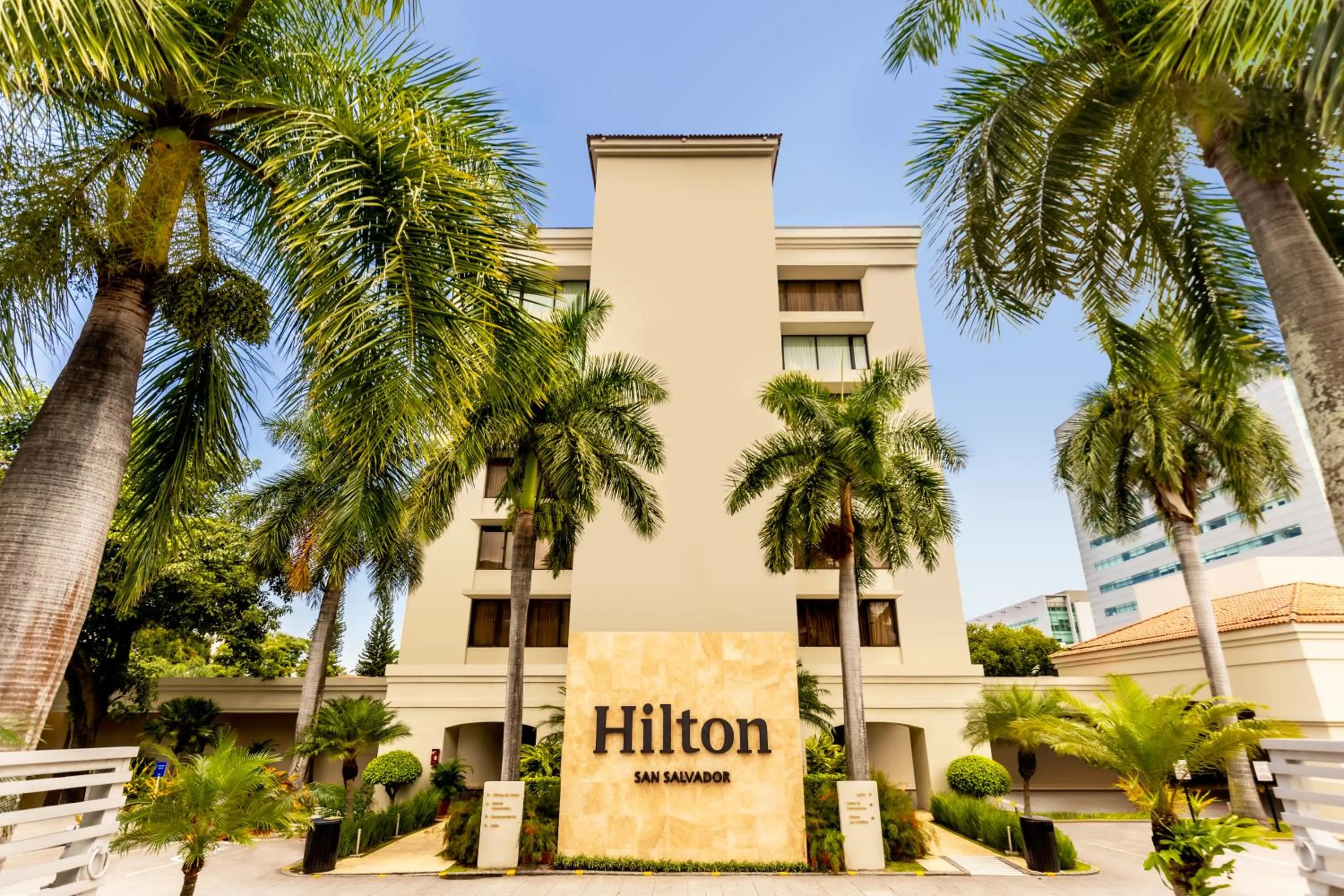 Property building in Hilton San Salvador