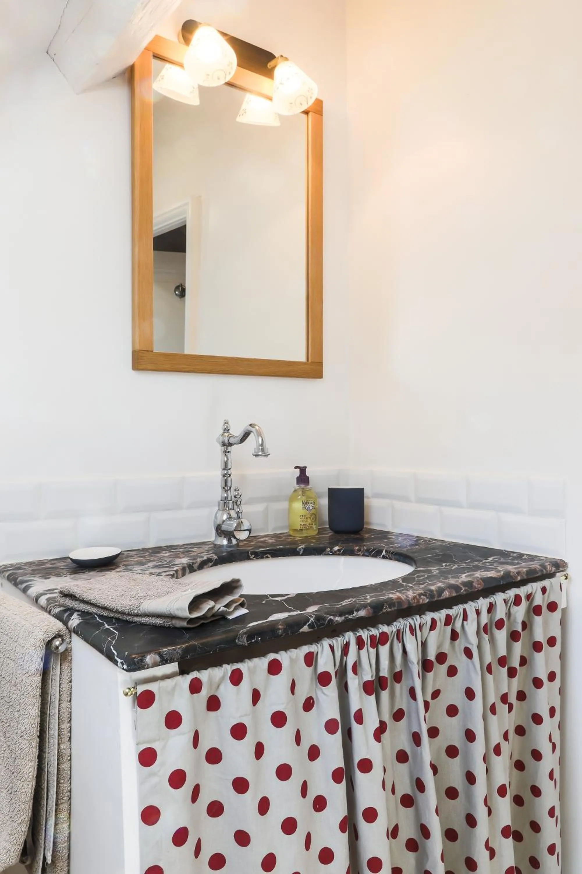 Bathroom in Gîte des Ecuries d'Hodebert