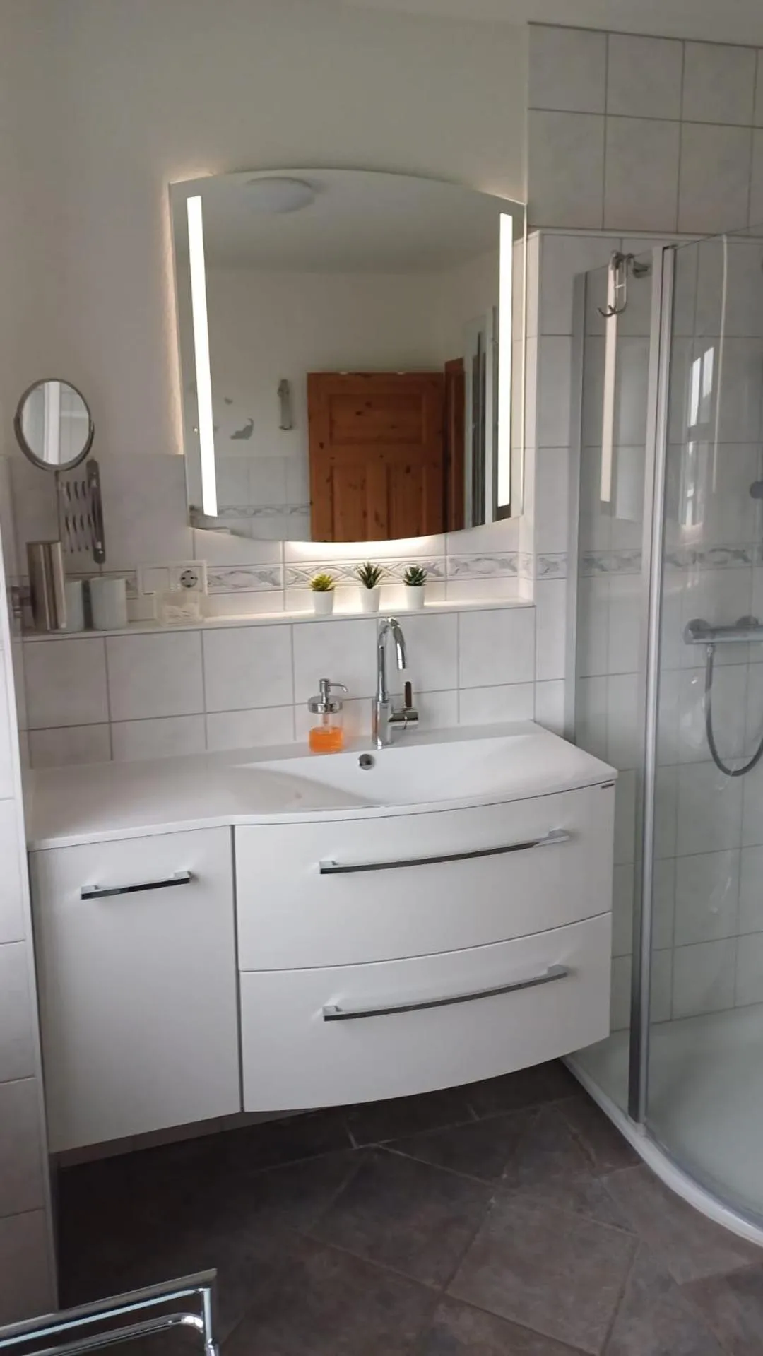 Bathroom in Jensen-Huus