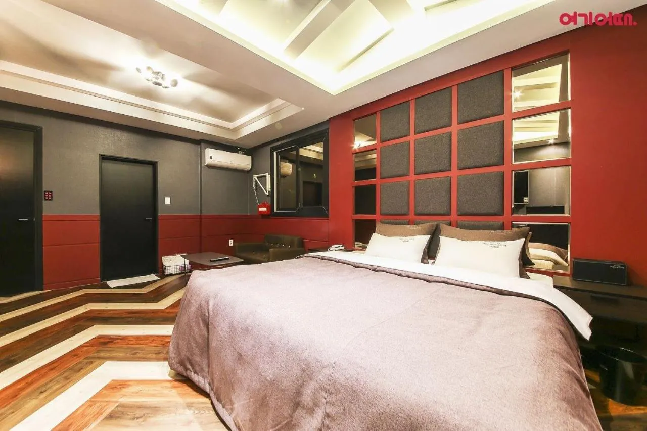 Bed in French code Hotel