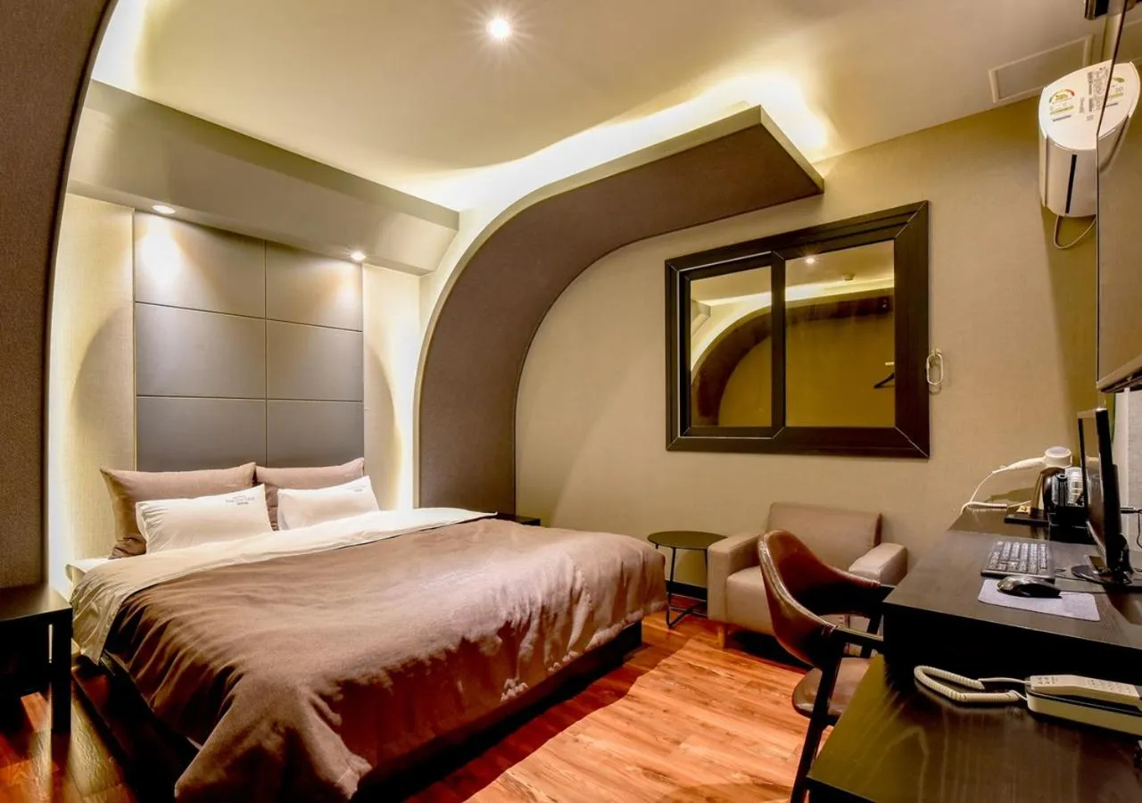 Bed in French code Hotel