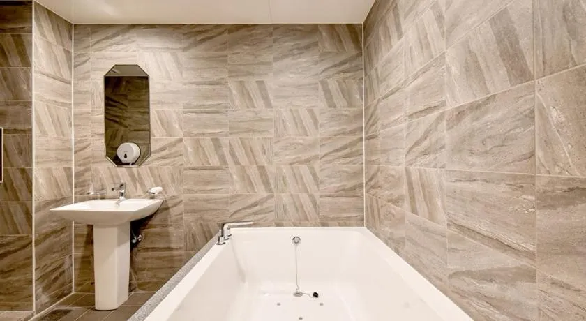 Bathroom in French code Hotel