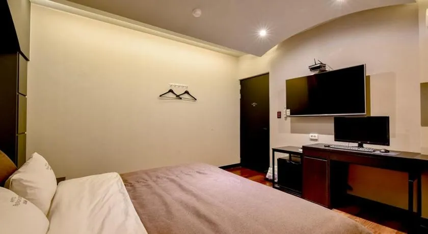 Bed in French code Hotel