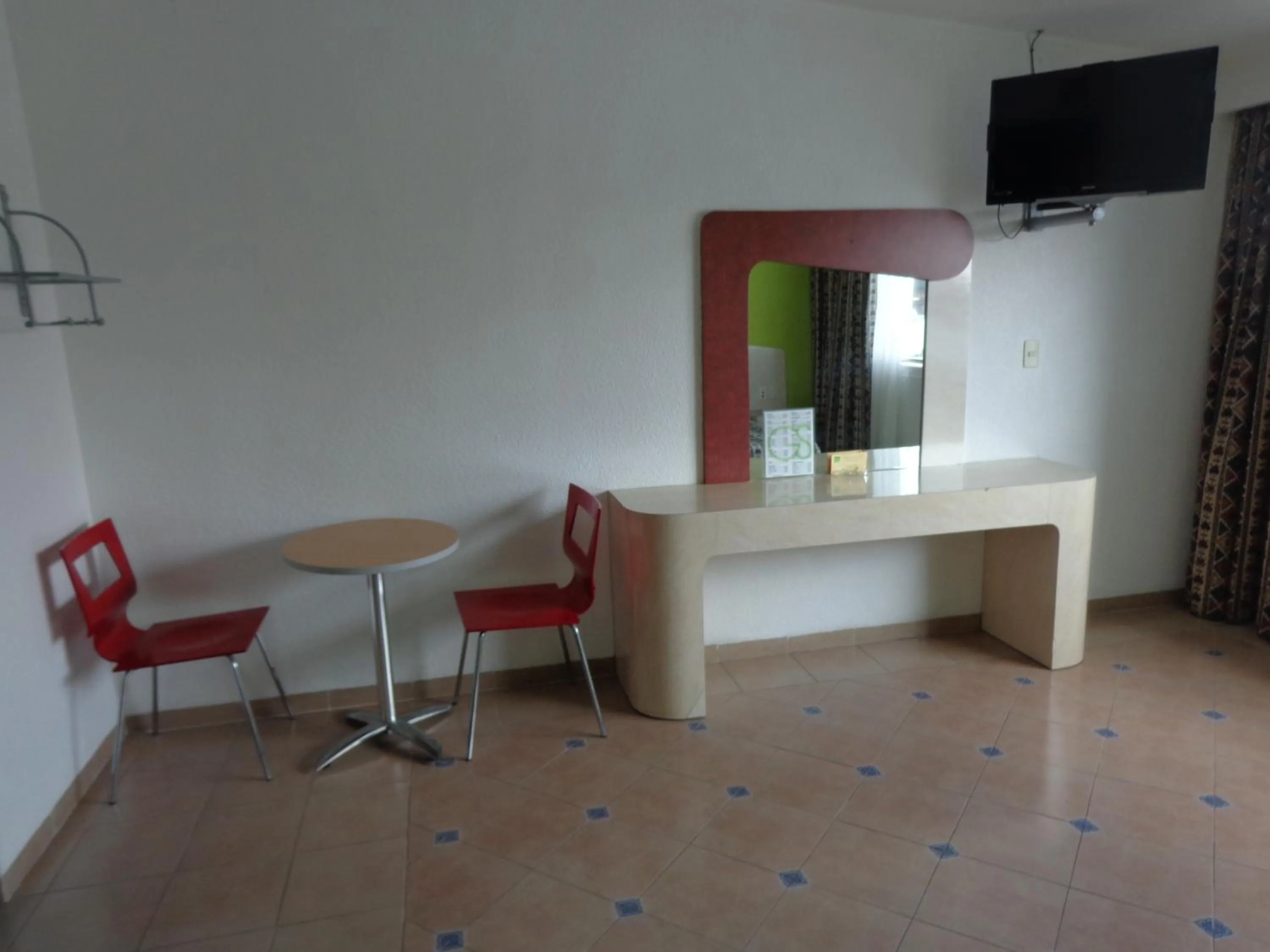 Bedroom in GS Cuernavaca Drive Inn - Adults Only