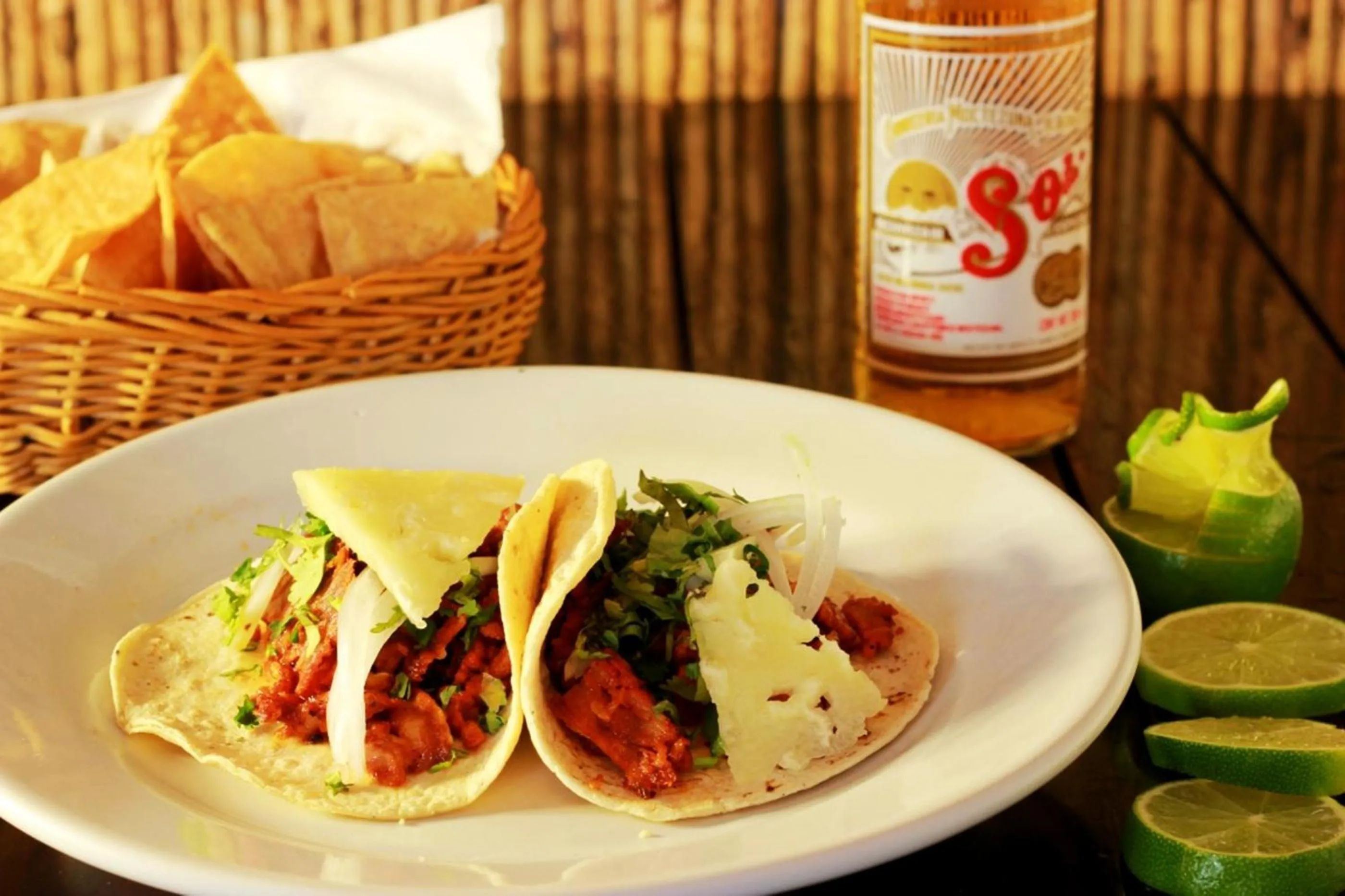 Restaurant/places to eat in Hotel Cielo