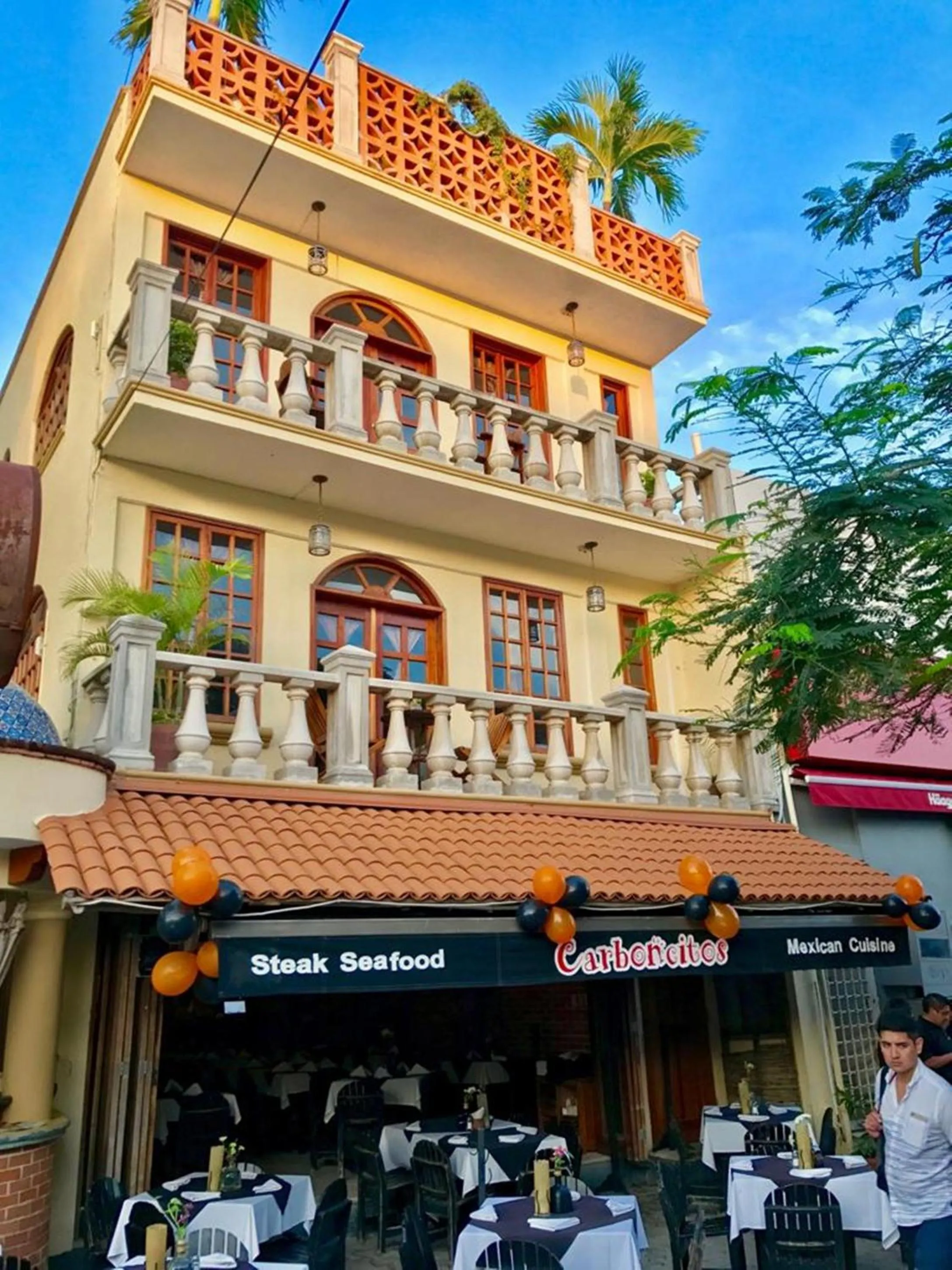 Property building in Hotel Cielo