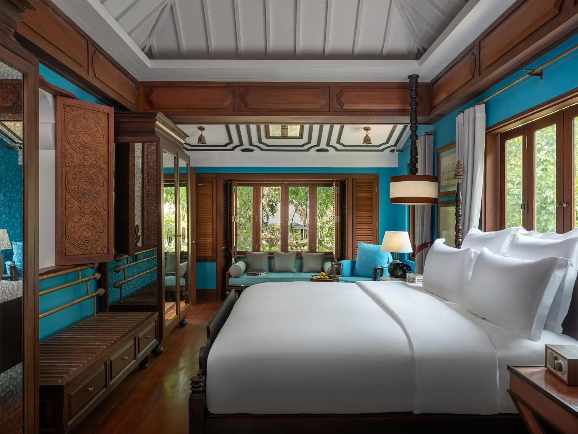 Photo of the whole room, Bed in Rosewood Luang Prabang