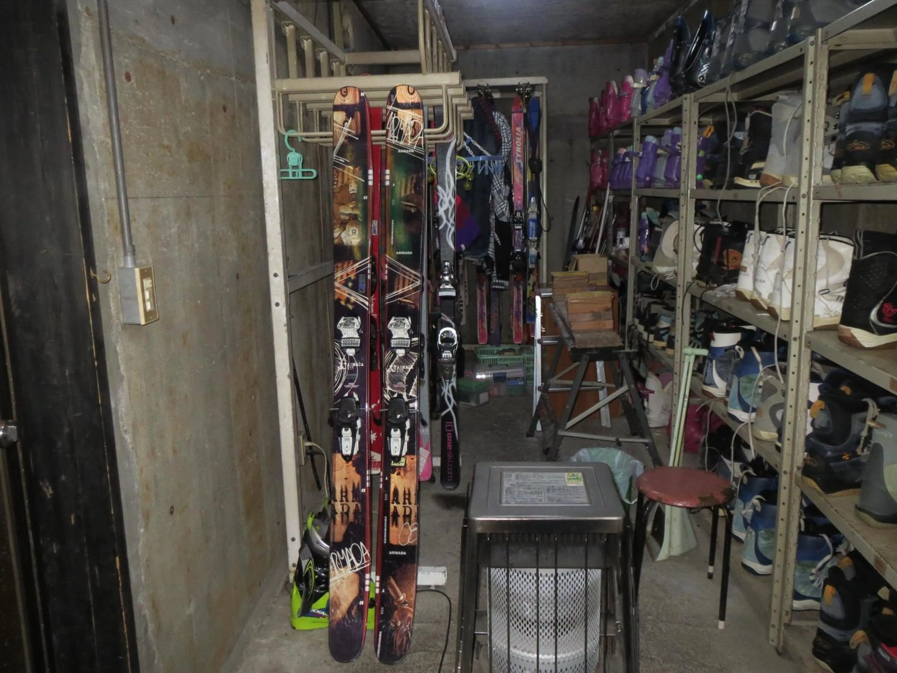 Skiing in Pension Marionette