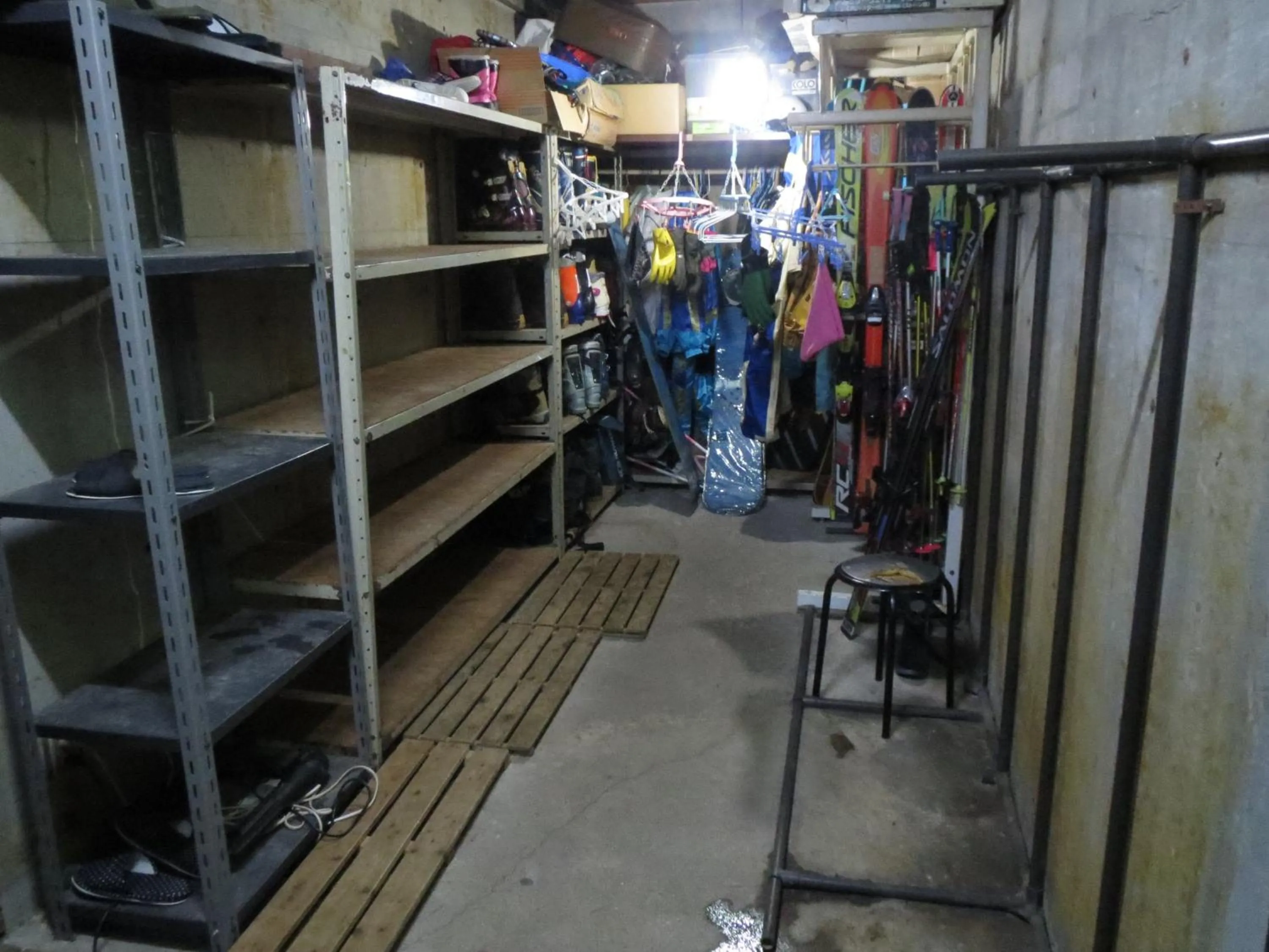 Skiing in Pension Marionette