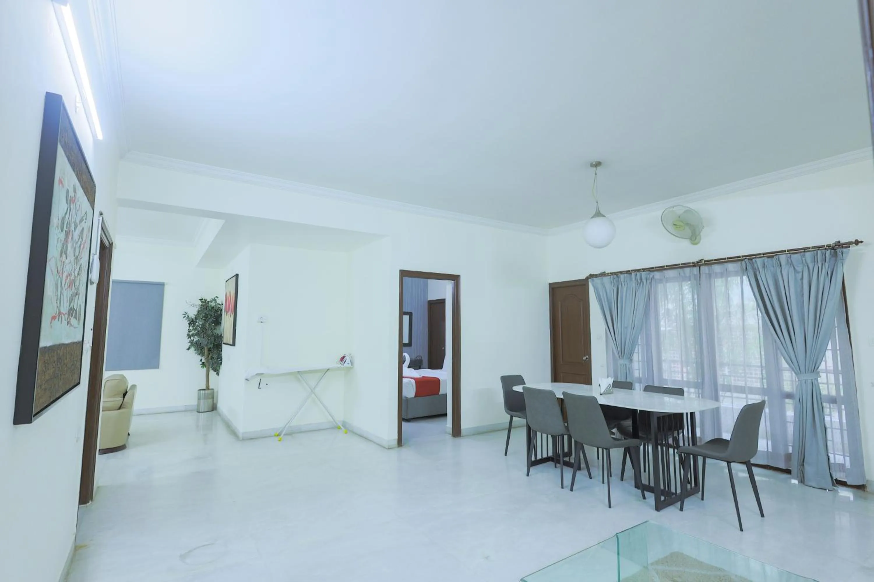 Dining area in Hotel Athome & Serviced Apartments by Deccan Serai Hotels
