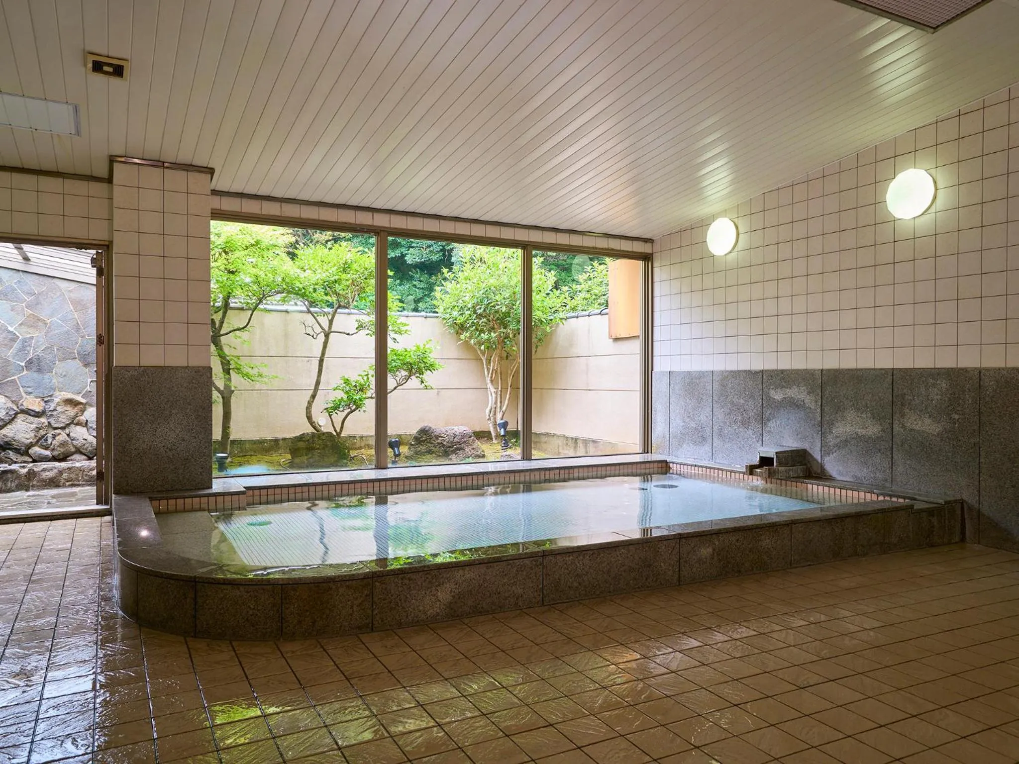 Public Bath in Hotel Flags Kuju Kusima
