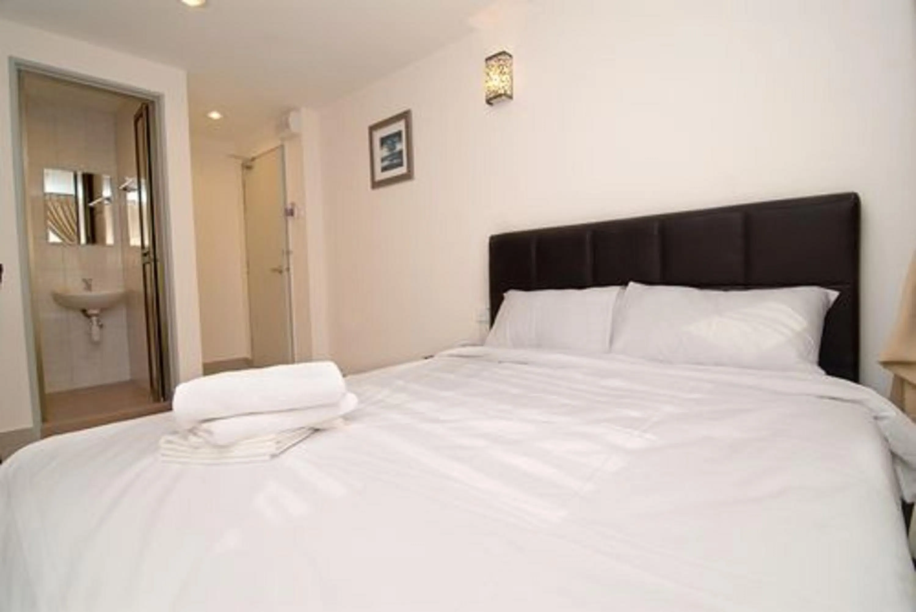 Bedroom, Bed in Hotel A-One