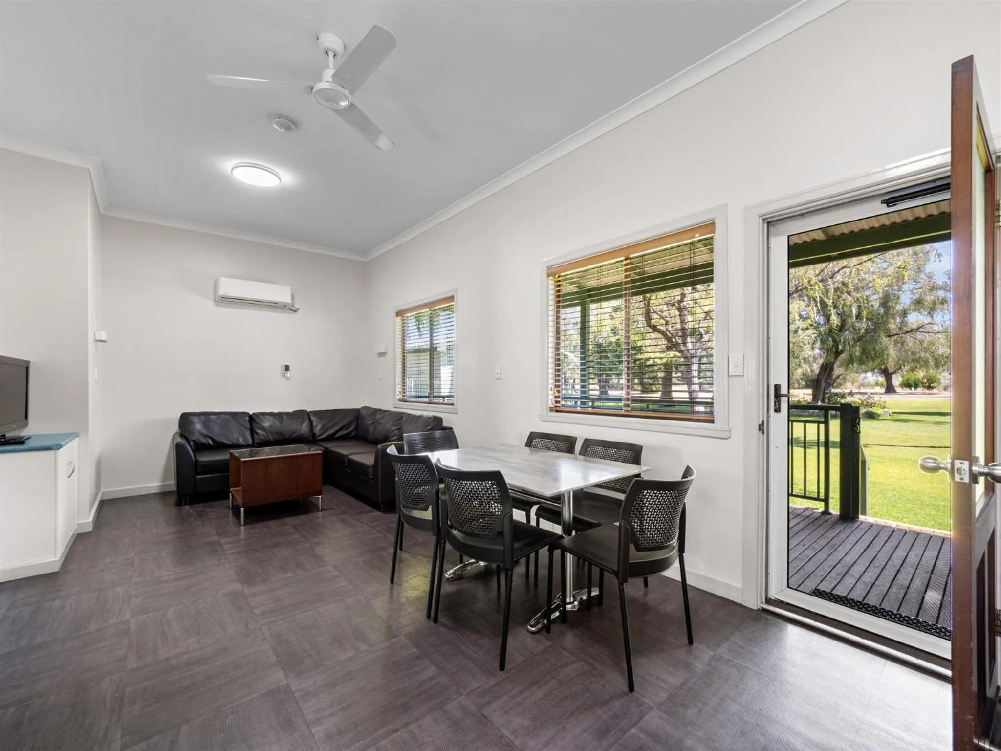Dining area in Mandalay Holiday Resort and Tourist Park