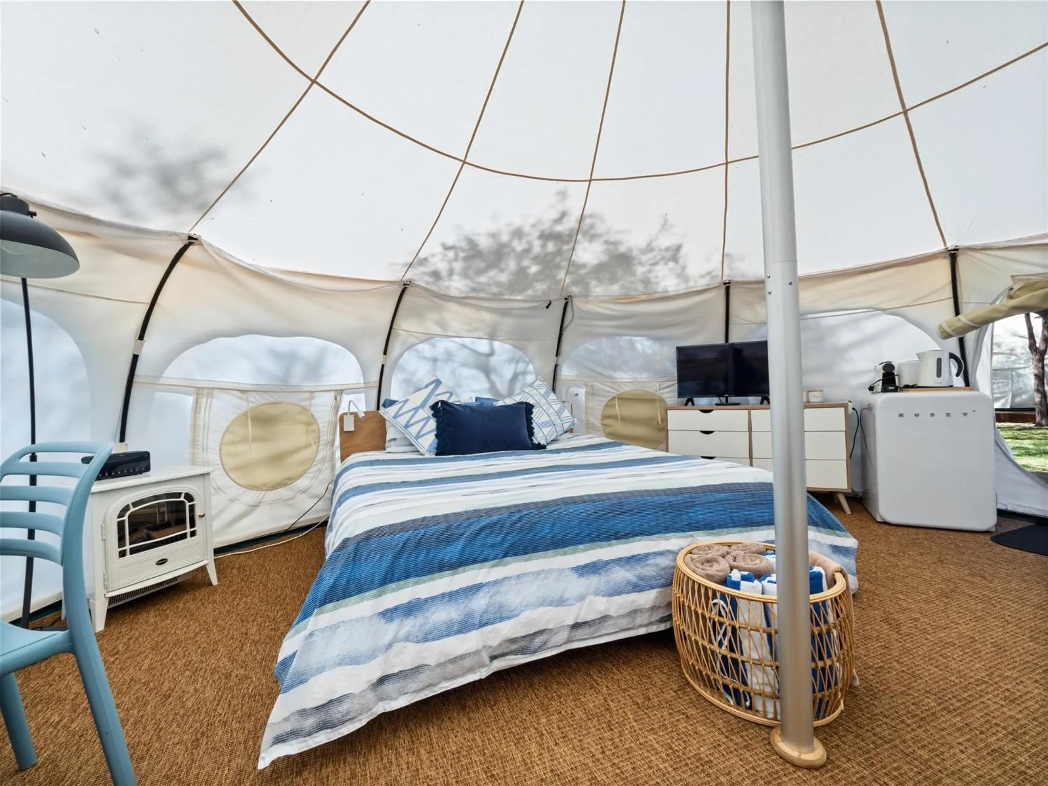 Bedroom, Bed in Mandalay Holiday Resort and Tourist Park