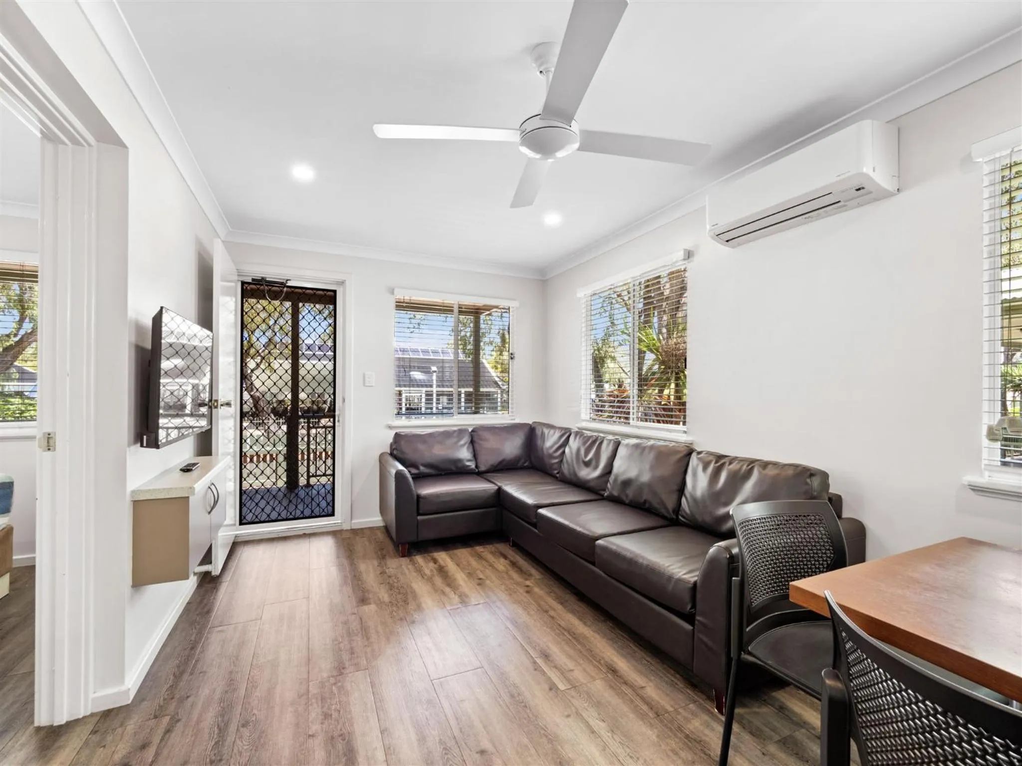 Living room in Mandalay Holiday Resort and Tourist Park