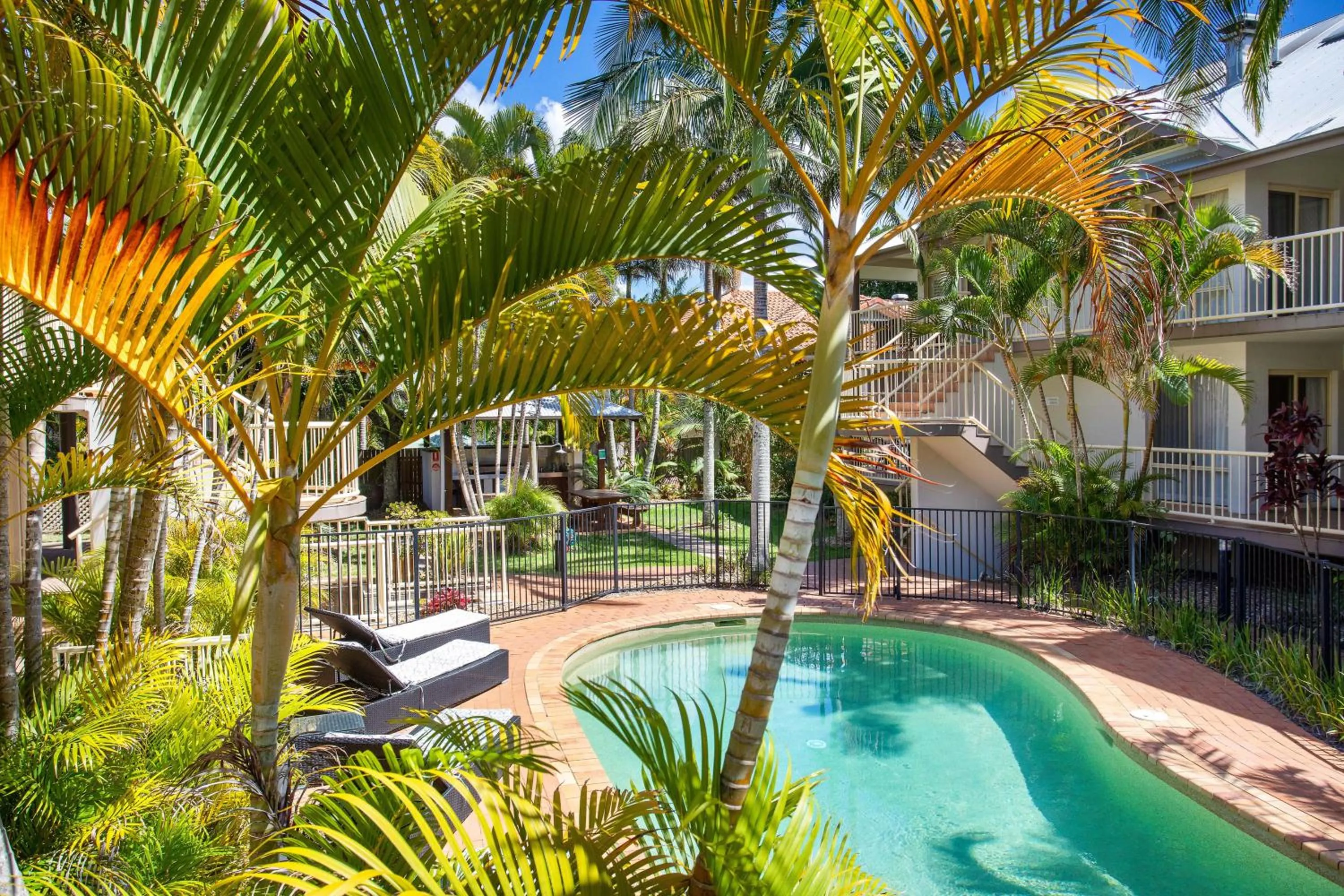 Pool view in Mariner Bay Apartments