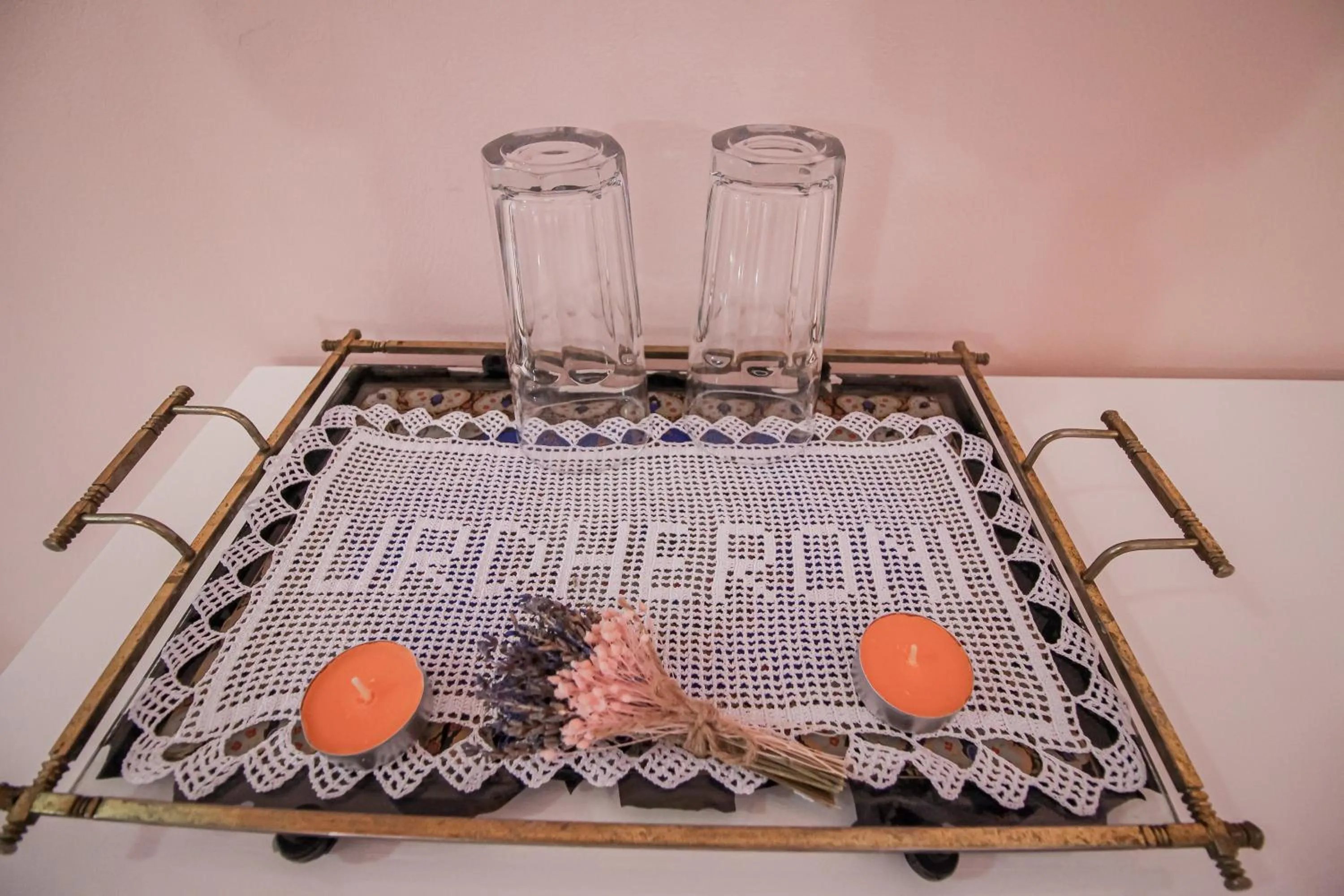 Food and drinks in Villa Green Garden