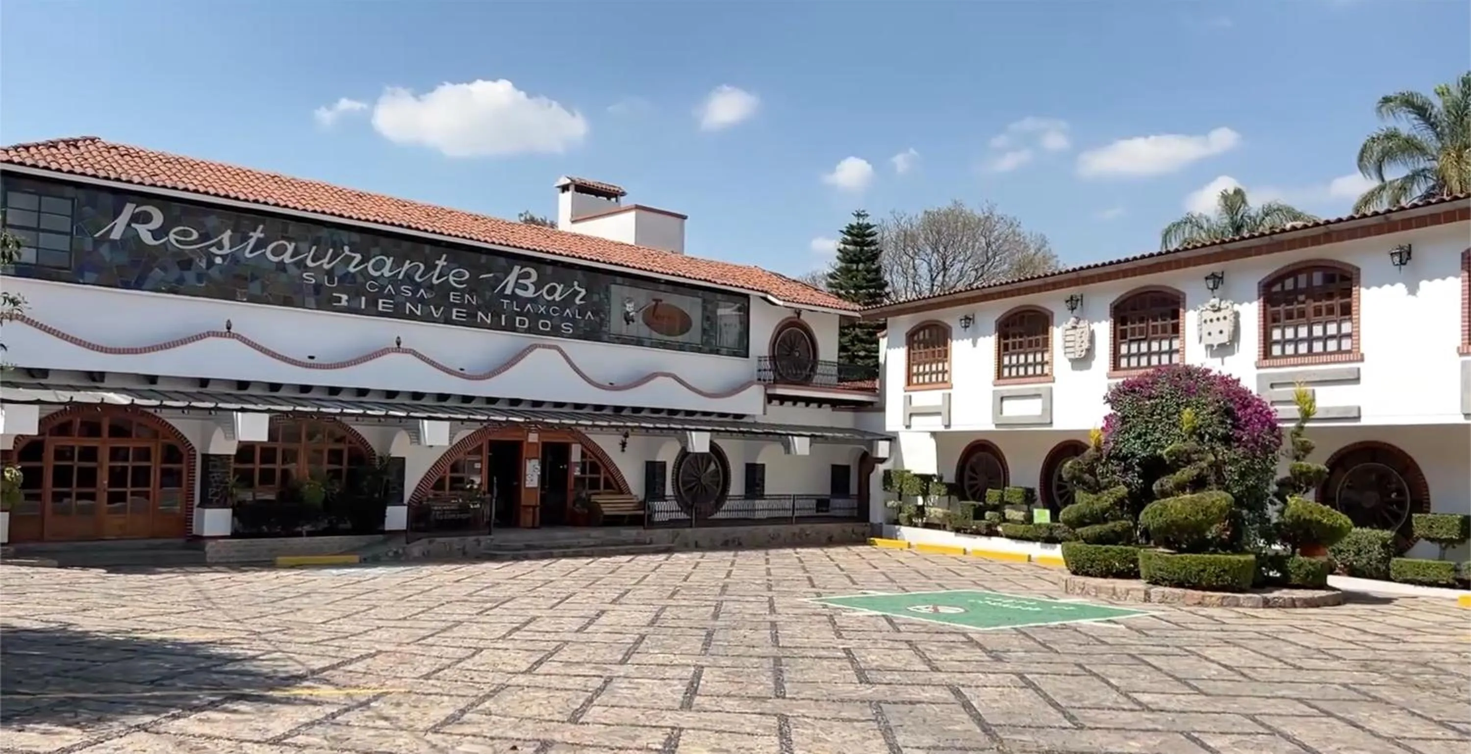 Parking in GS Jerocs Tlaxcala