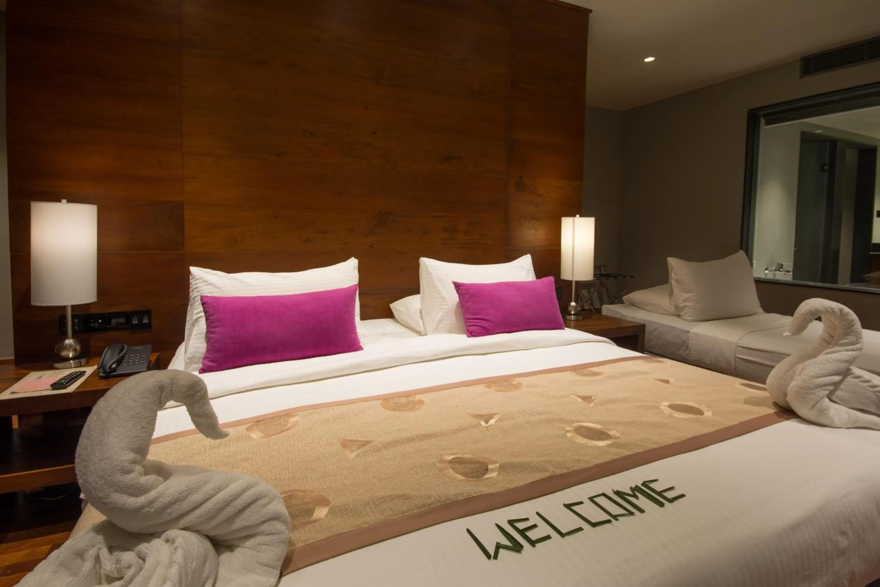 Bed in Swiss Residence Kandy