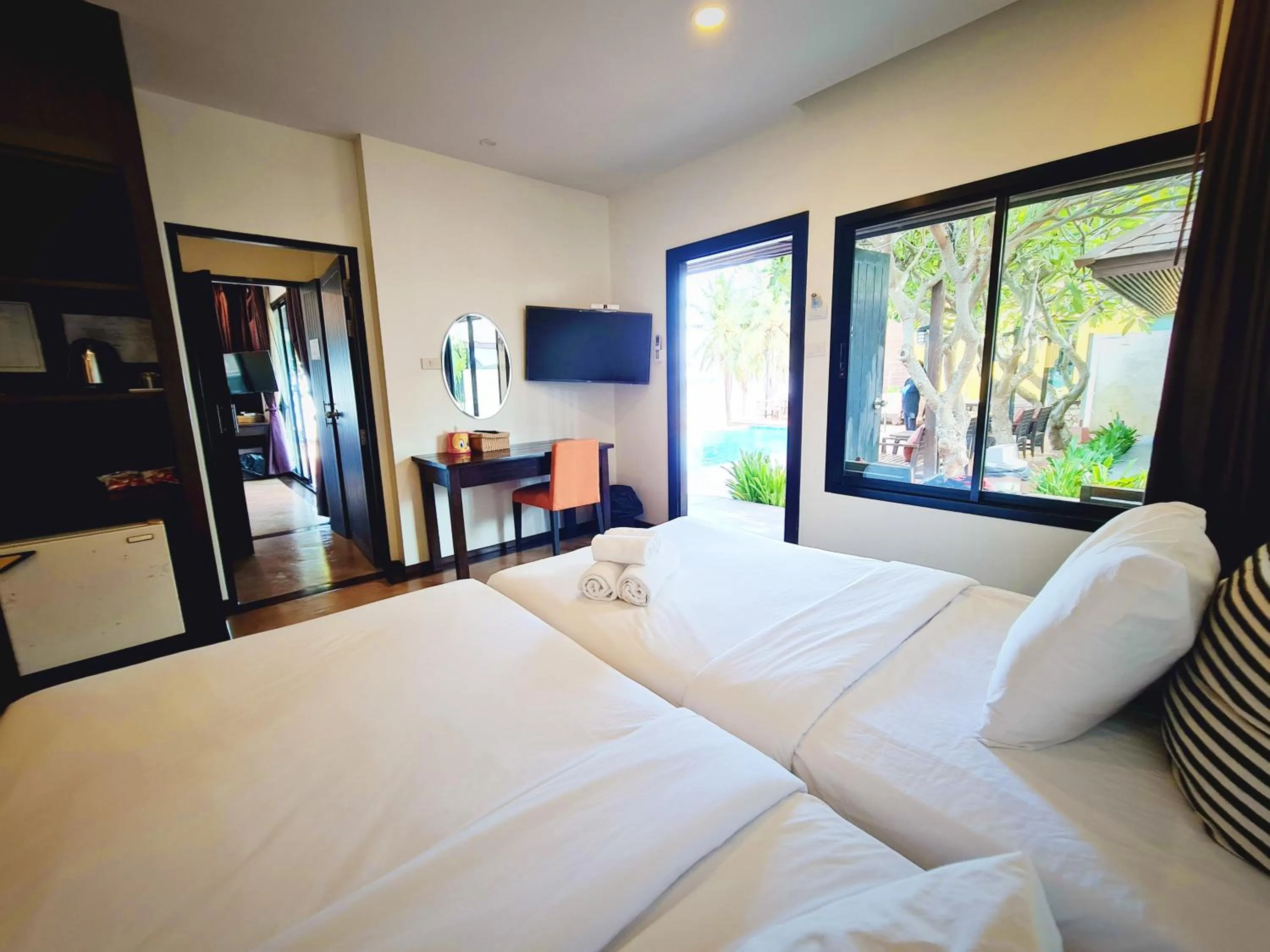 Bed in Chidlom Resort