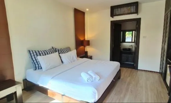 Bed in Chidlom Resort