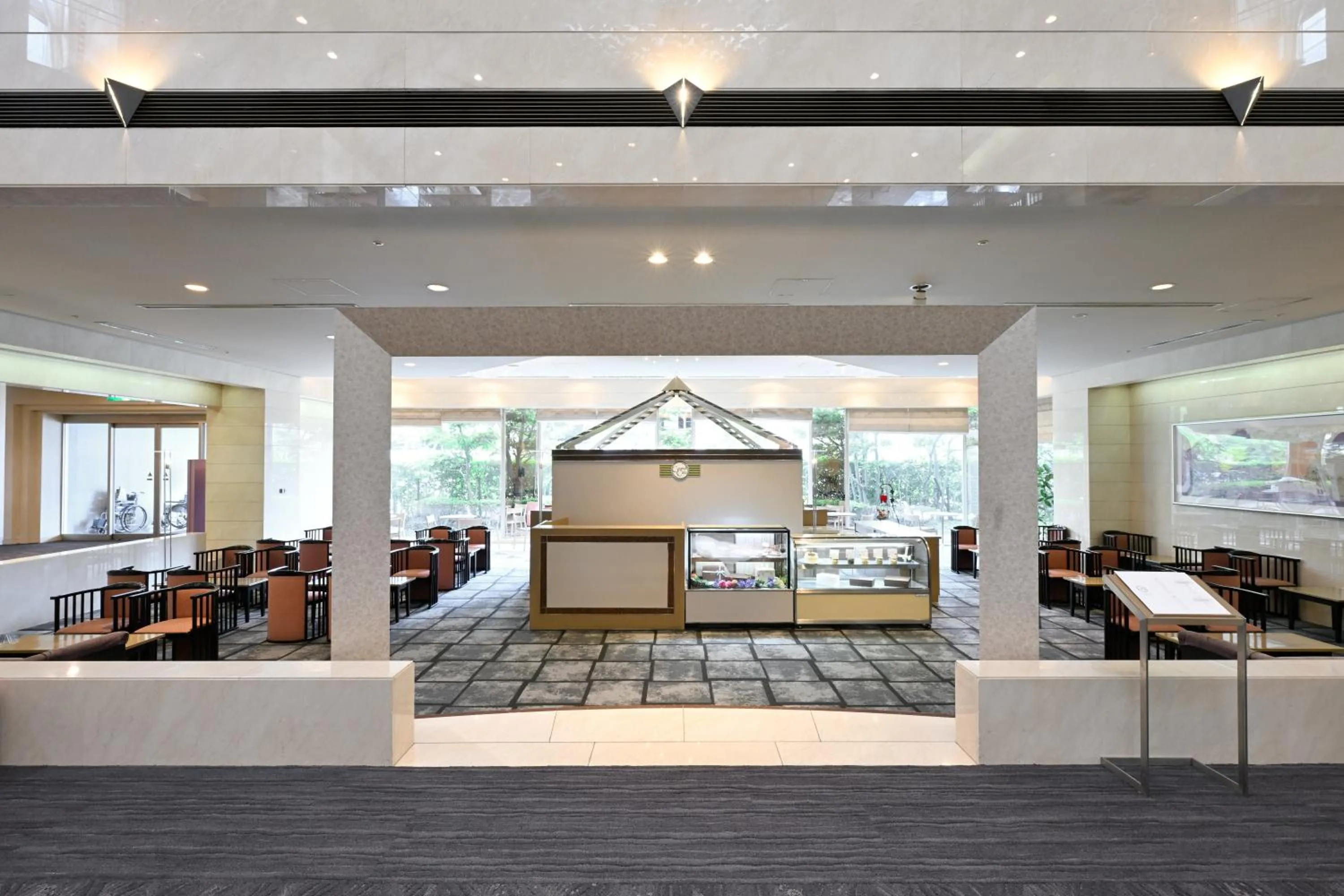 Lounge or bar in Tokushima Grandvrio Hotel