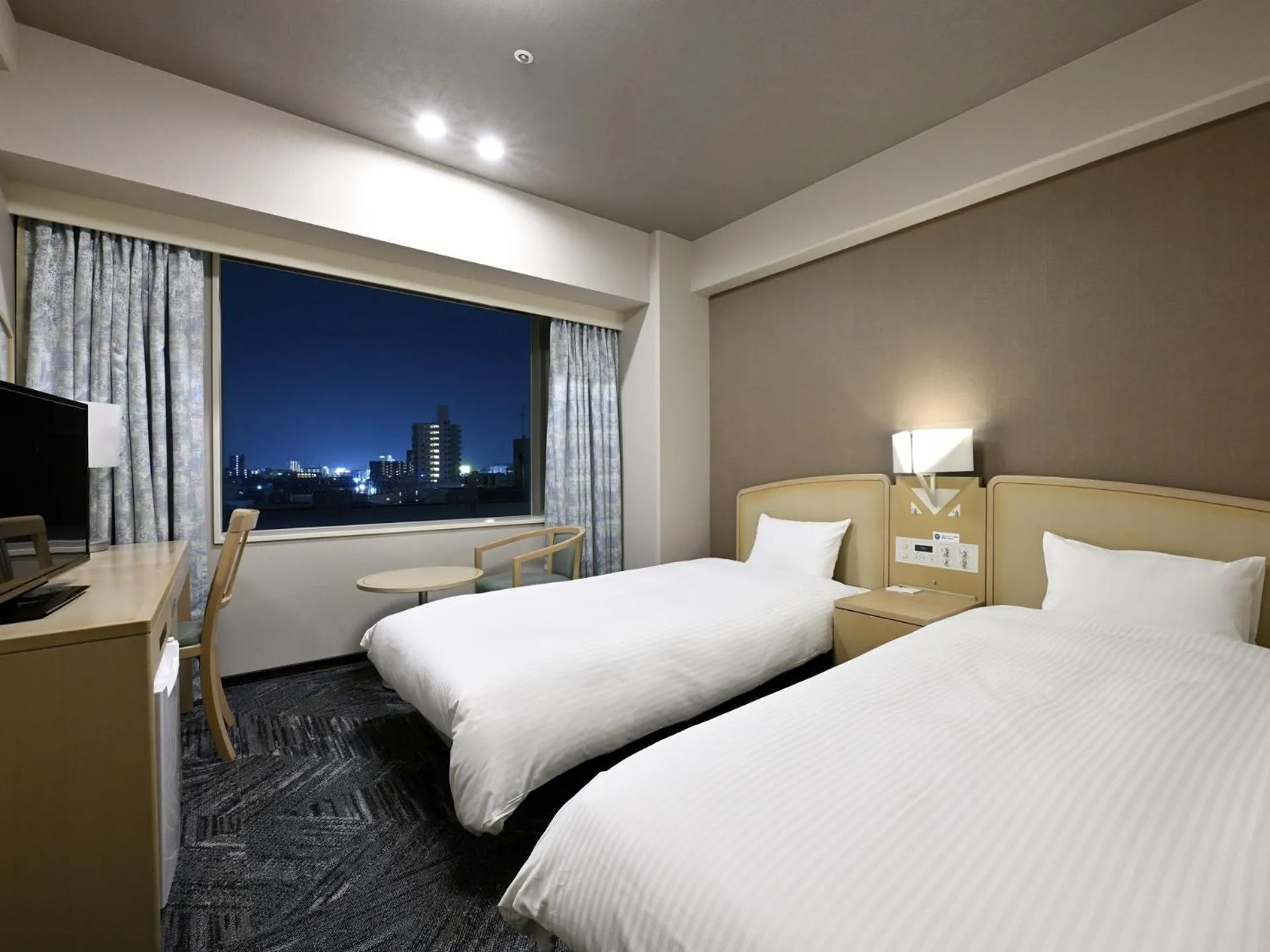 Photo of the whole room, Bed in Tokushima Grandvrio Hotel