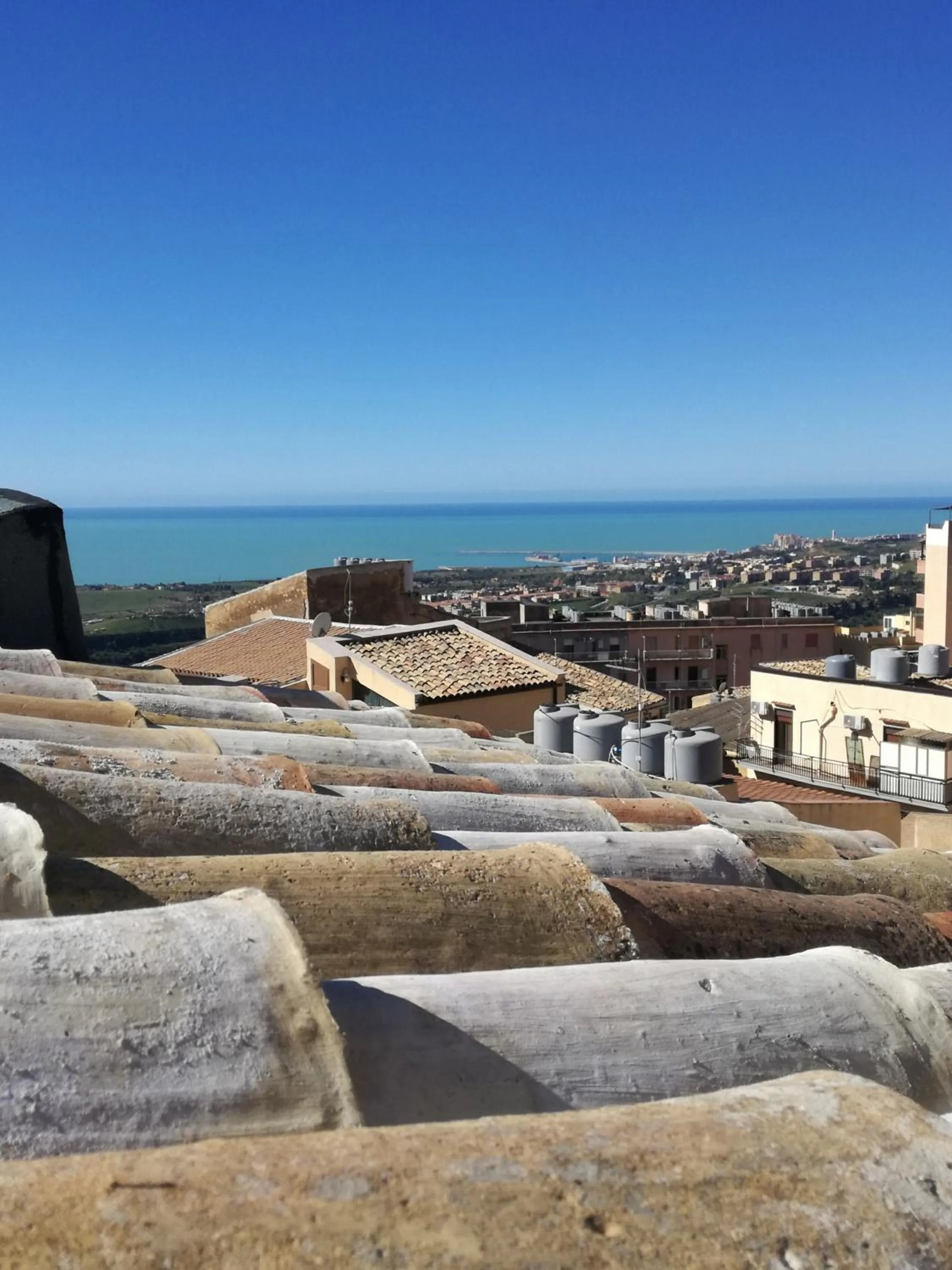 Sea view in Aljama - Downtown B&B