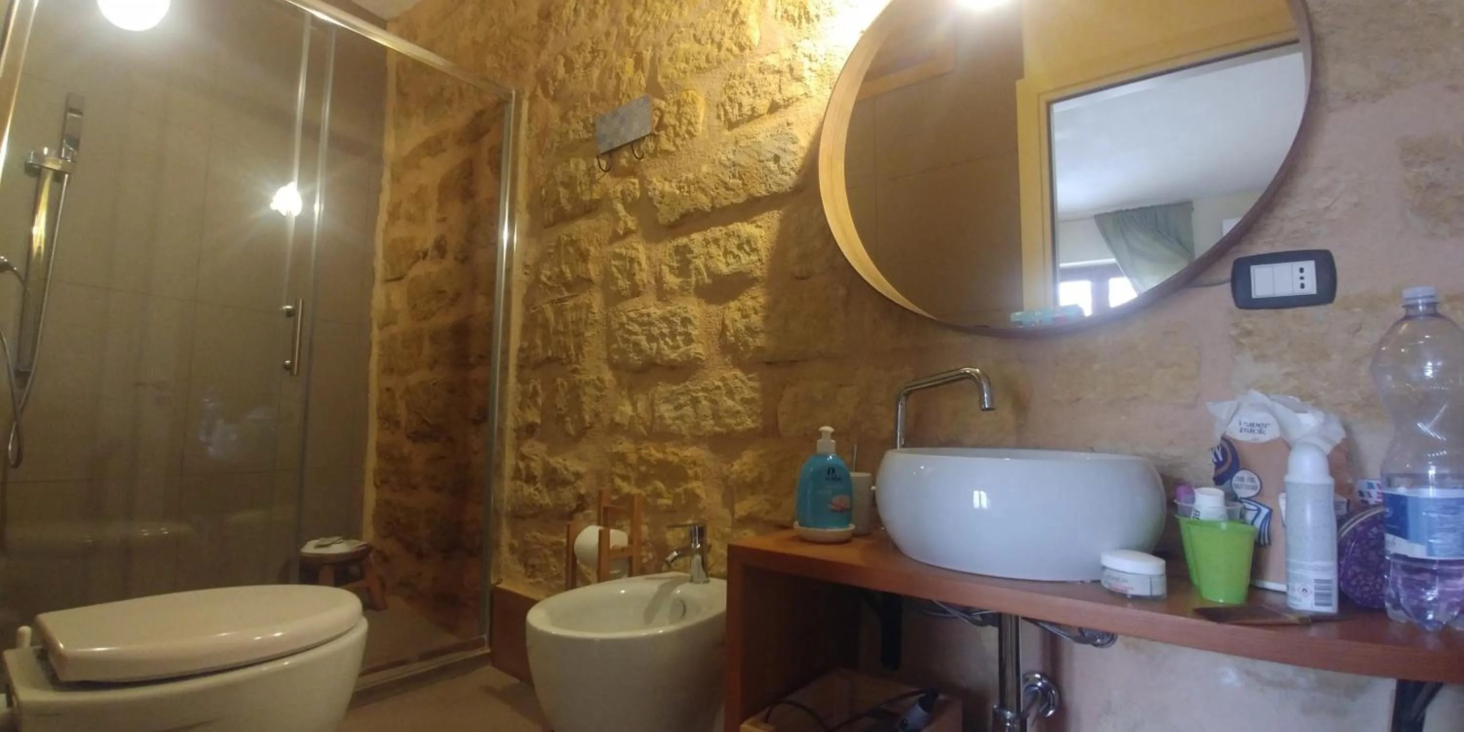 Bathroom in Aljama - Downtown B&B
