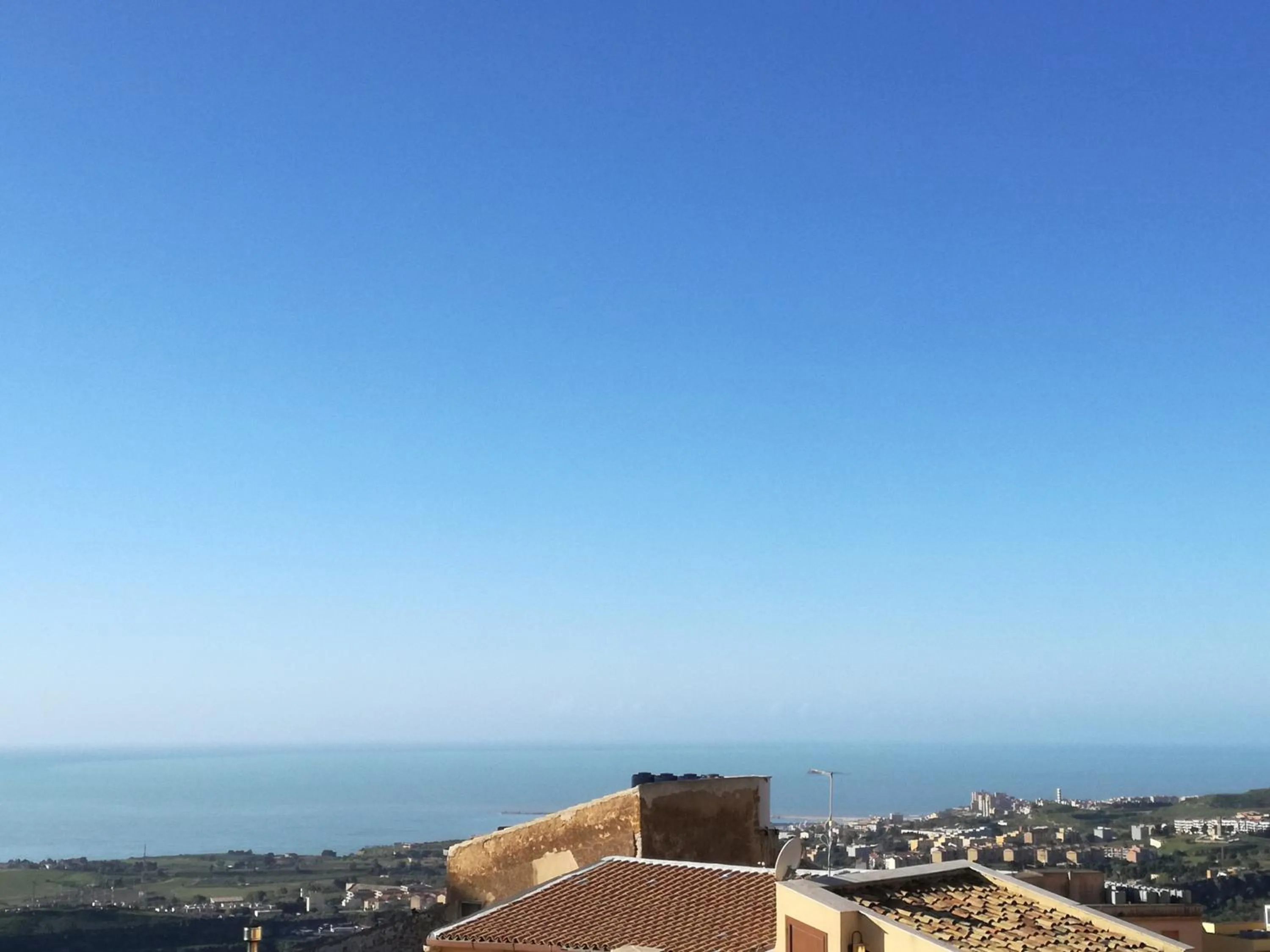 Sea view in Aljama - Downtown B&B