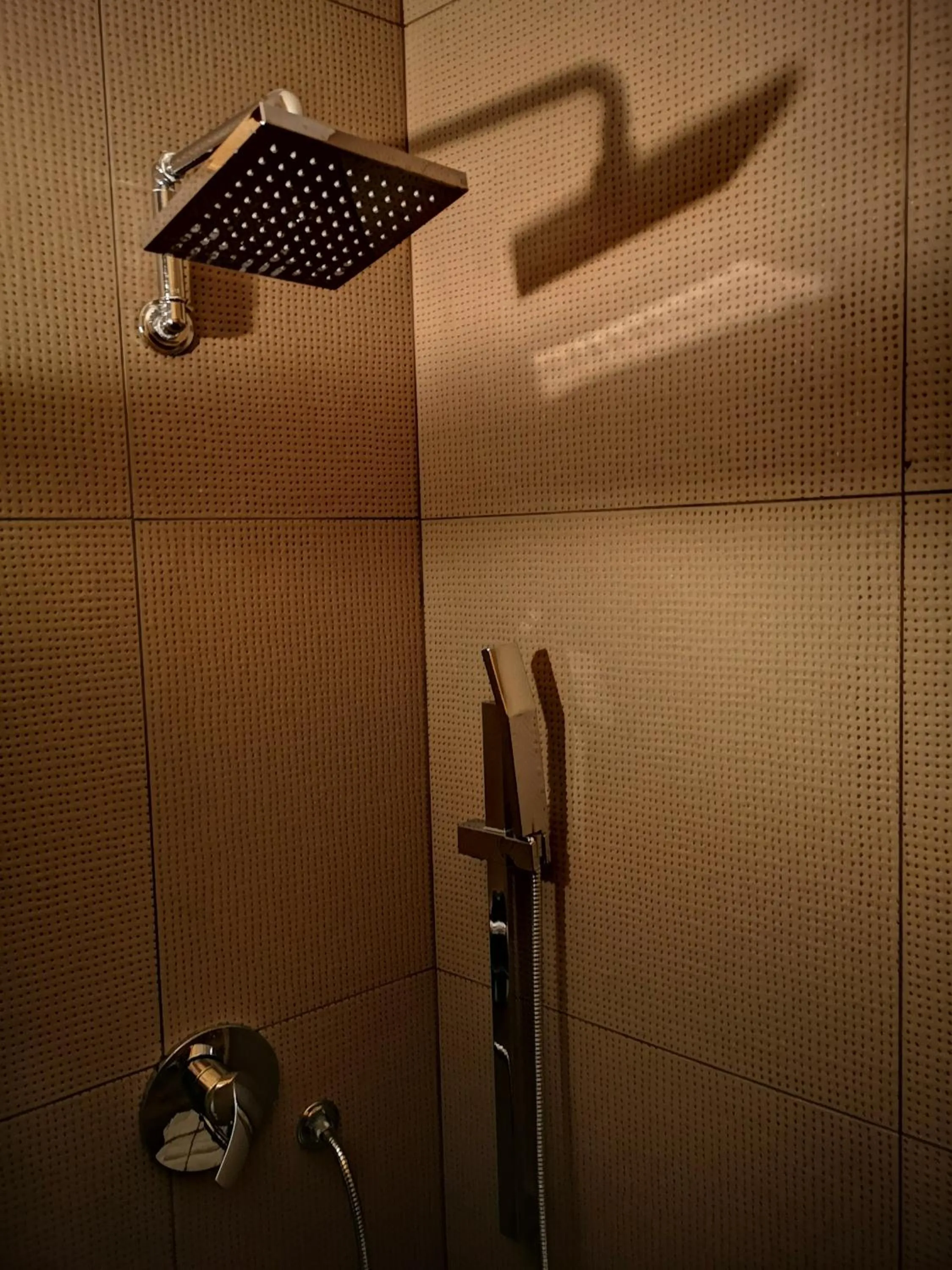 Shower in Aljama - Downtown B&B