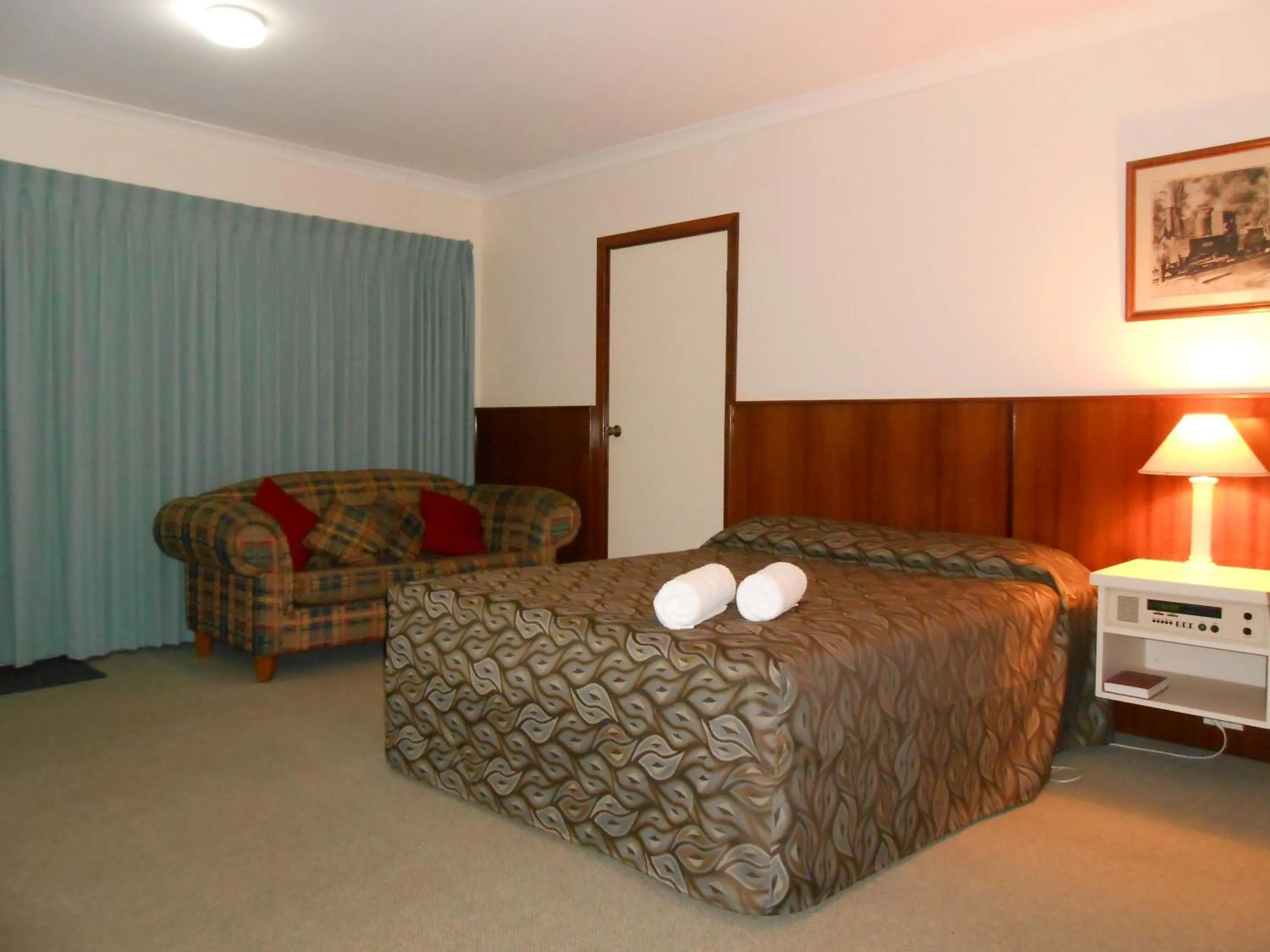 Bed in Augusta's Georgiana Molloy Motel