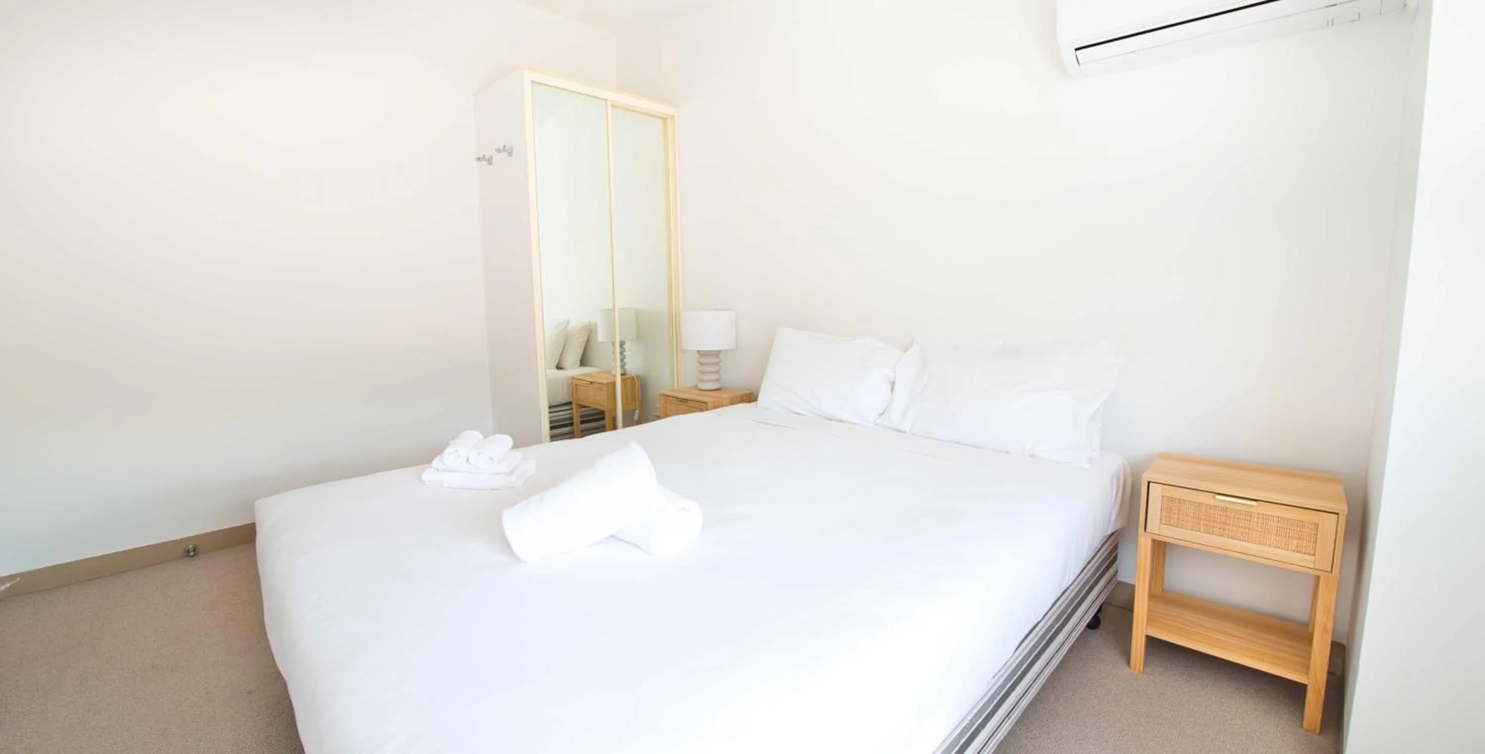 Bed in Nelson Bay Breeze