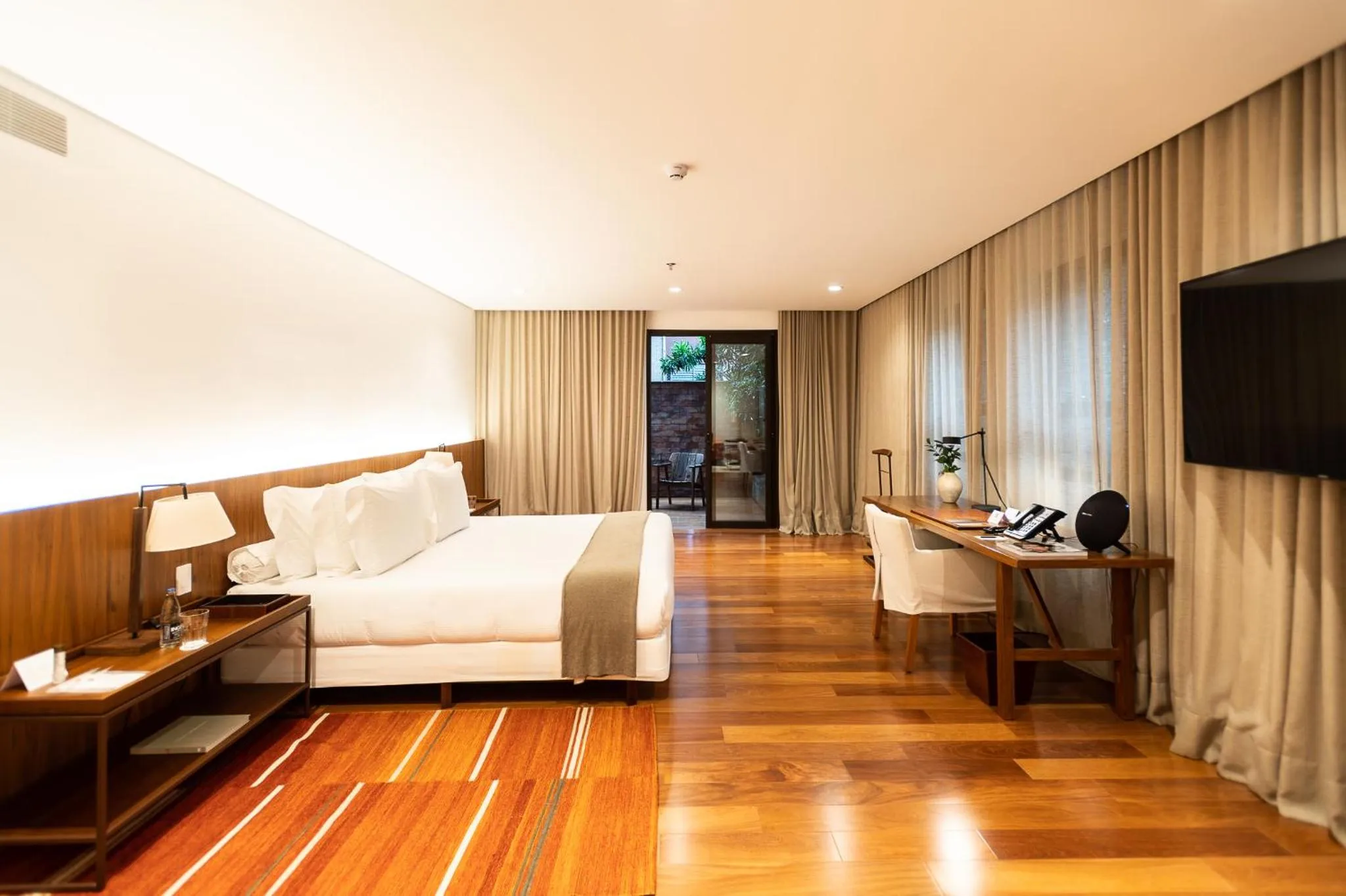 Bedroom, Bed in Hotel Fasano Belo Horizonte