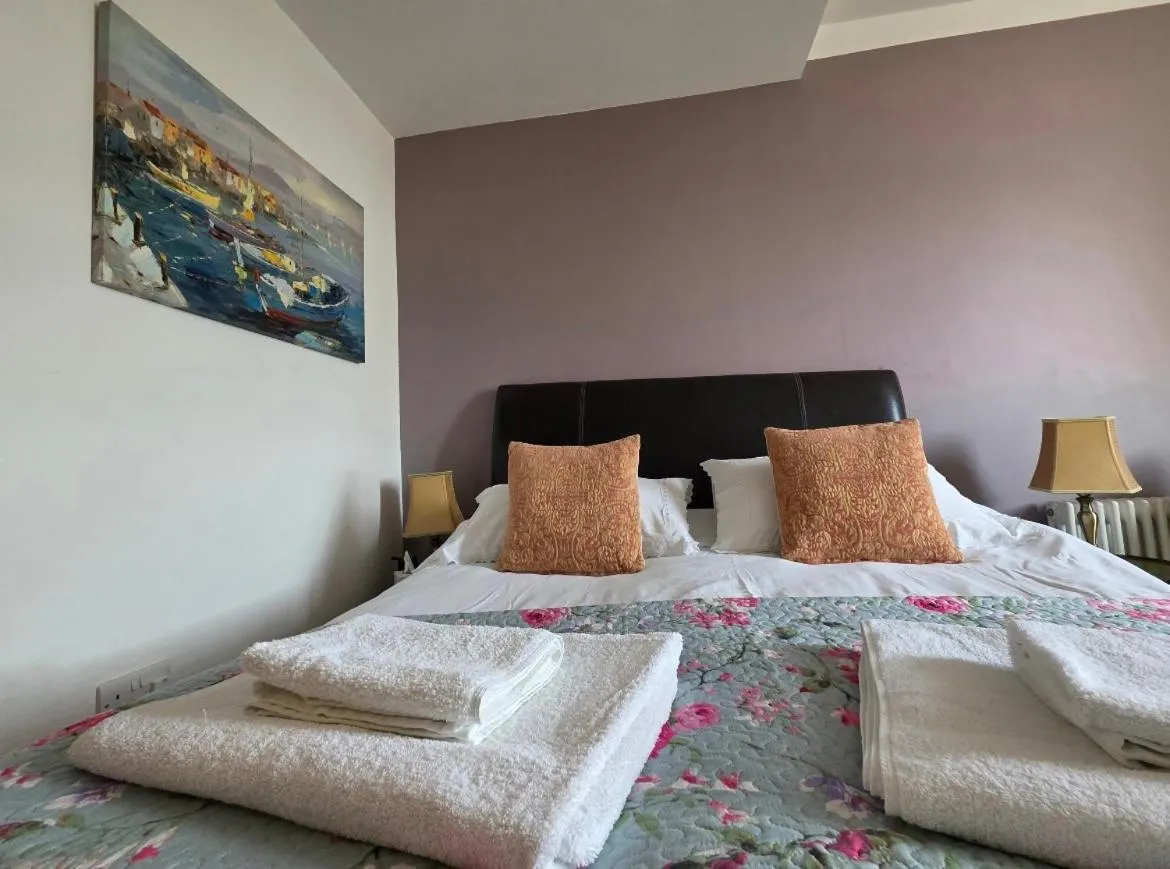 Bed in The Steam Packet