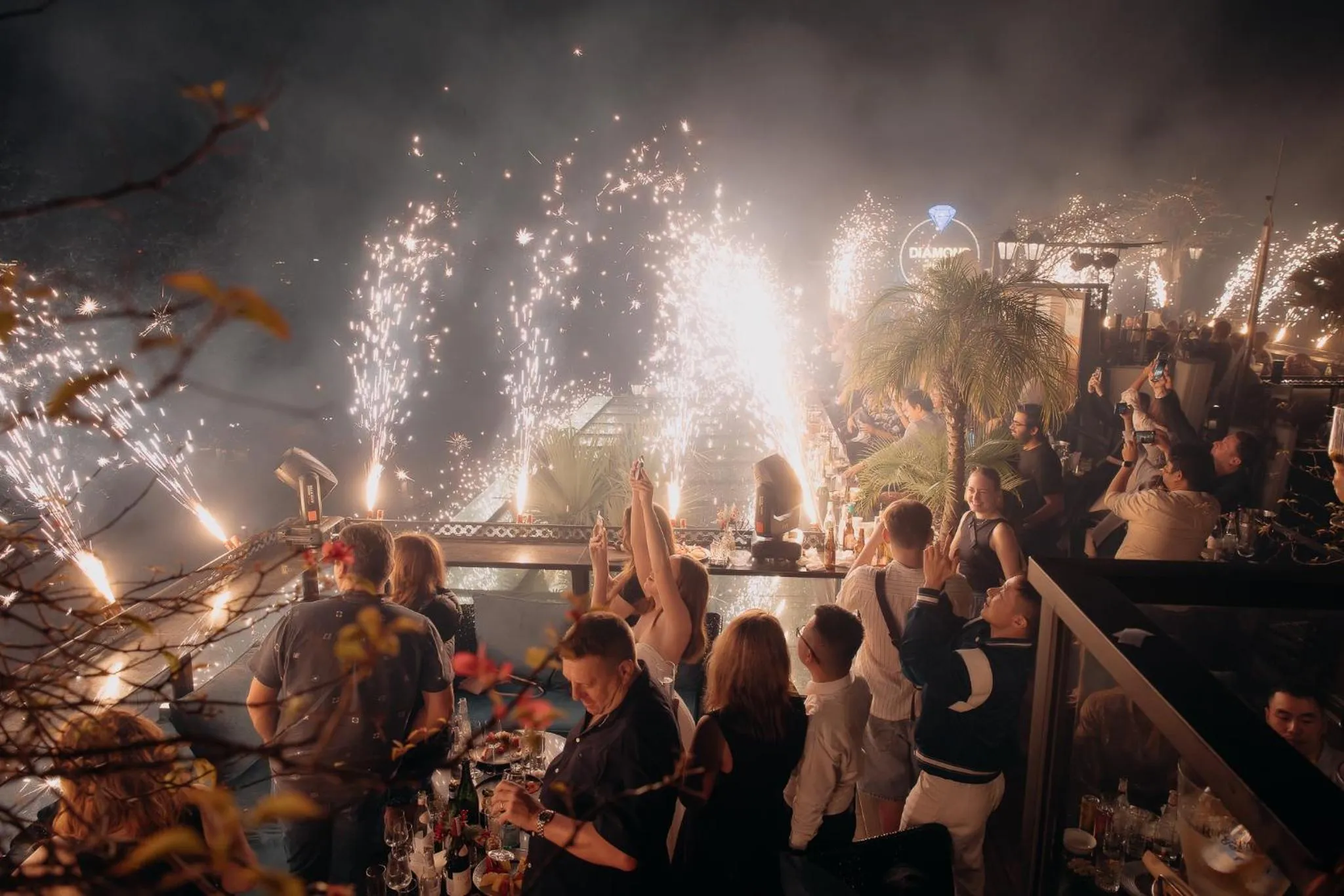 Property building in La Mejor Hotel & Sky Bar