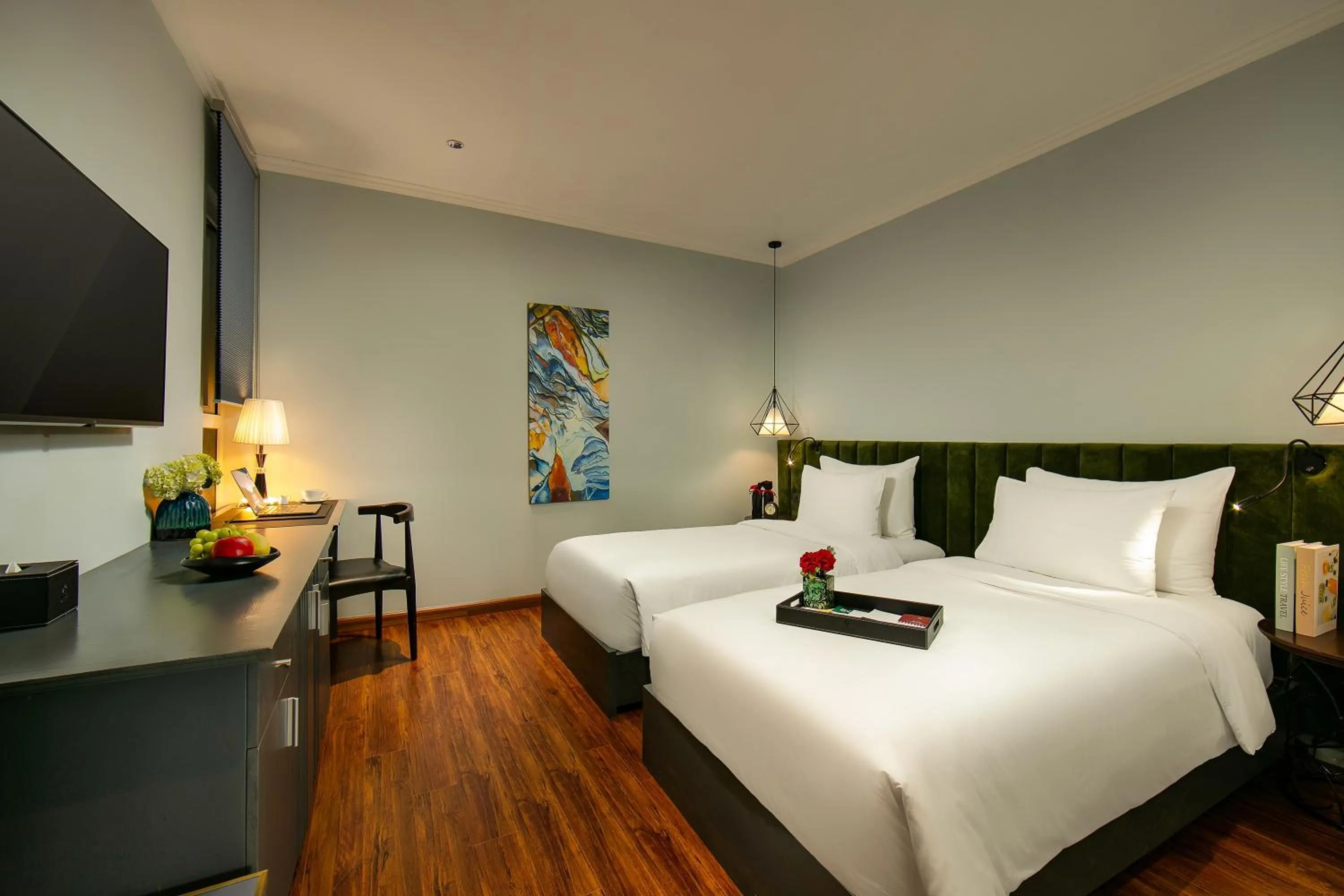 Bed in La Mejor Hotel & Sky Bar