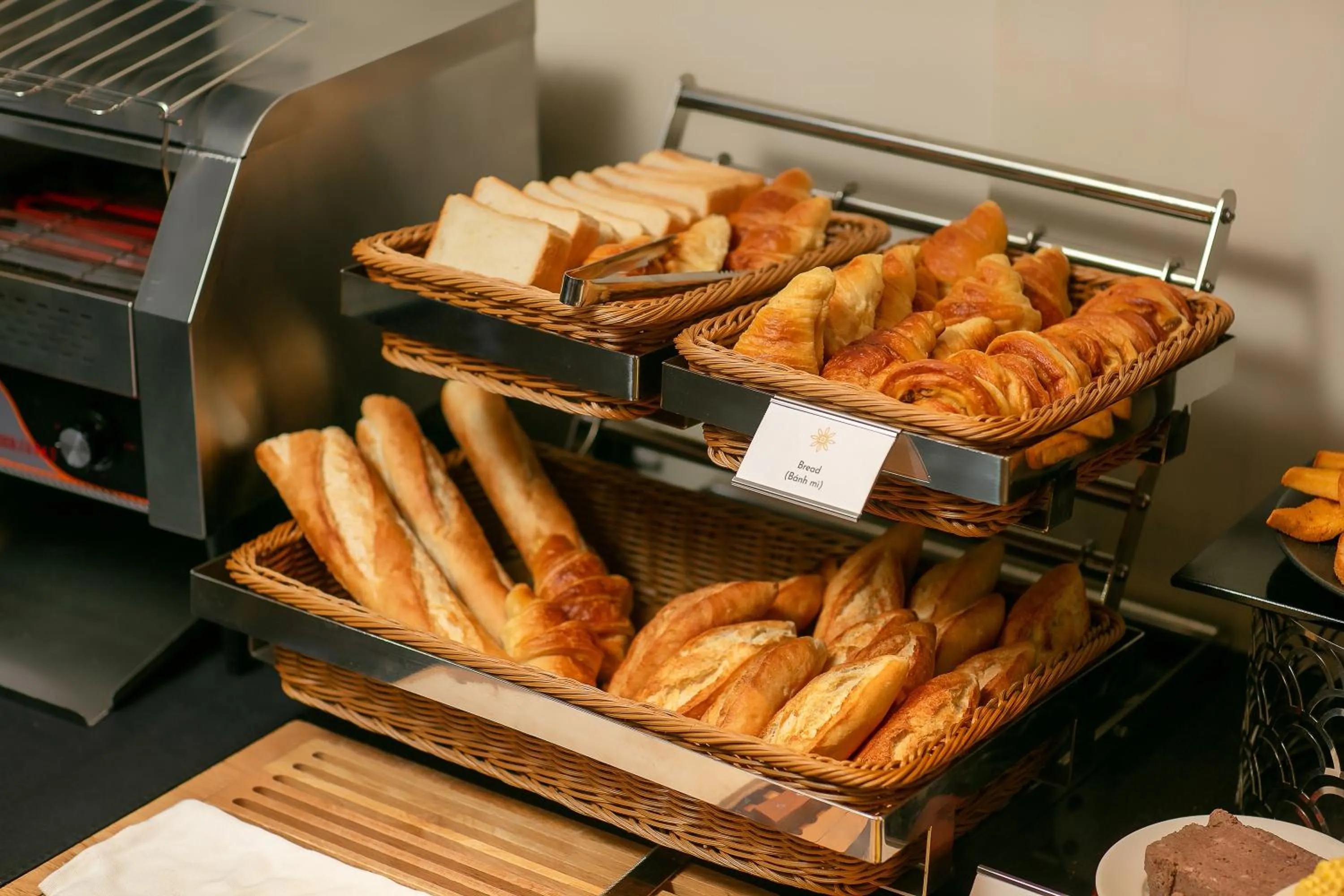 Food in La Mejor Hotel & Sky Bar