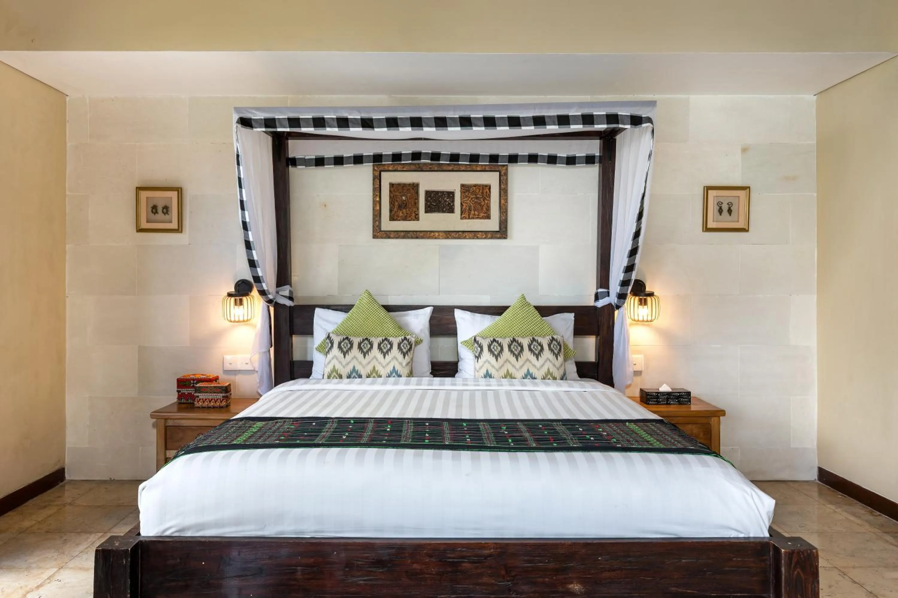 Bed in Jabunami Estate