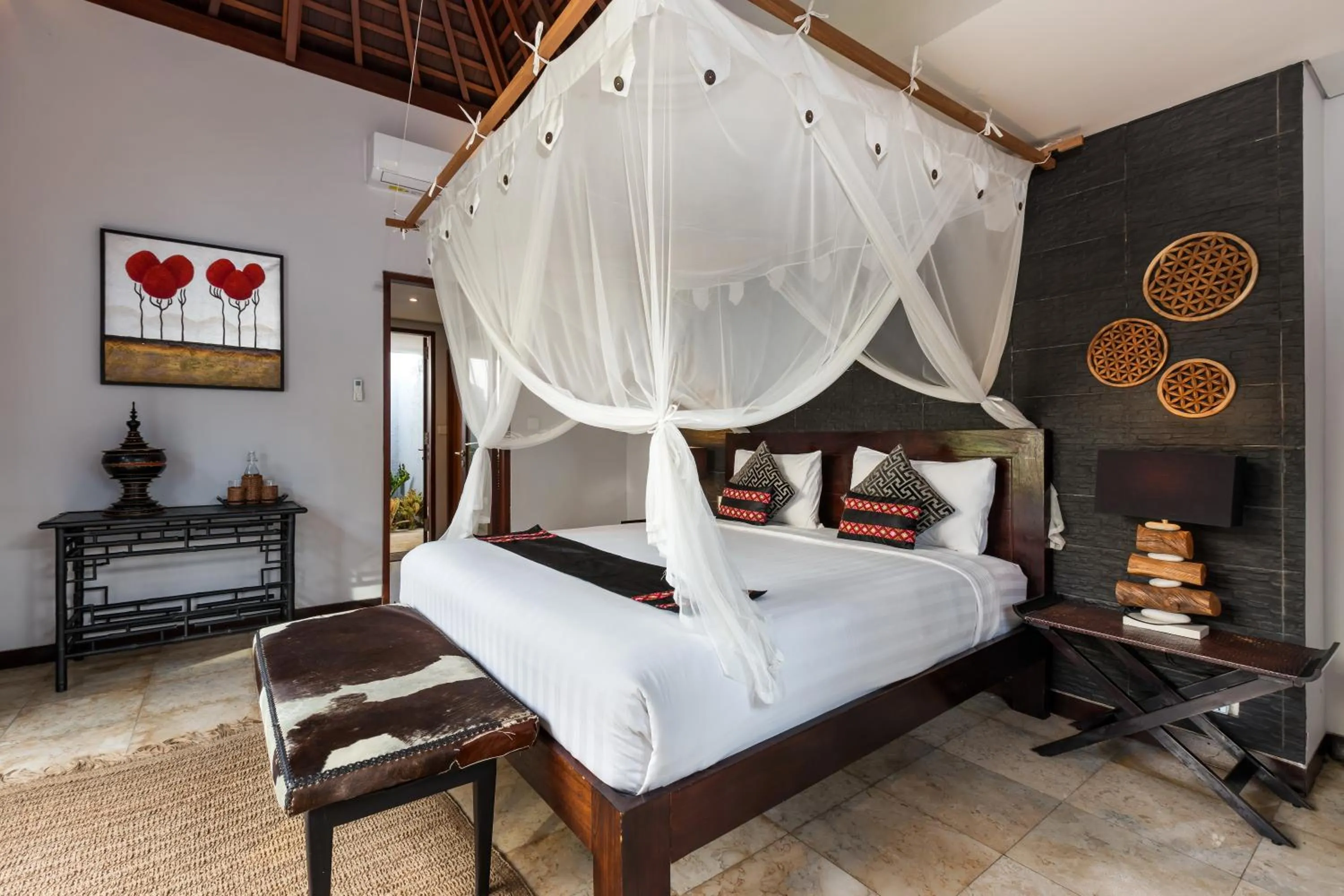 Photo of the whole room, Bed in Jabunami Estate