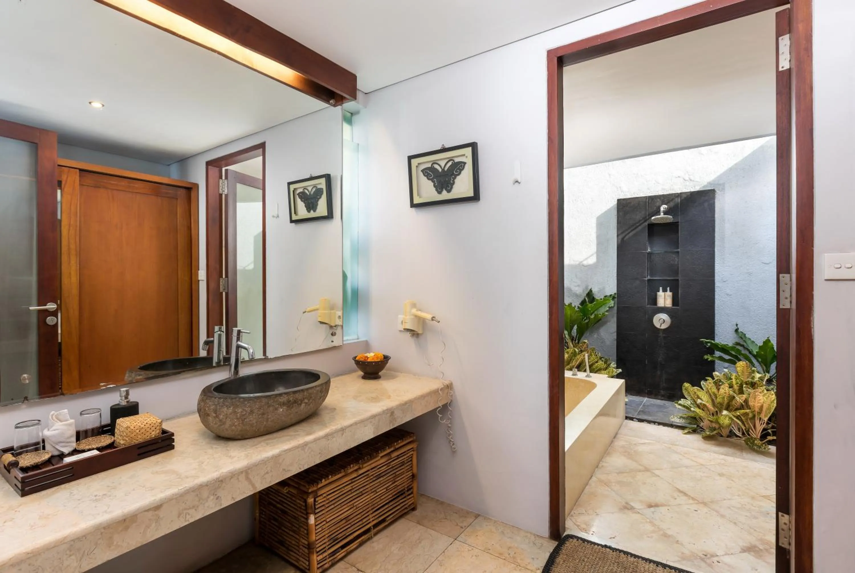 Bathroom in Jabunami Estate